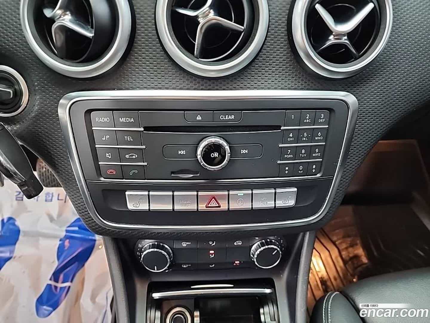 A-Class Mercedes-Benz 2016.4-INNER-010
