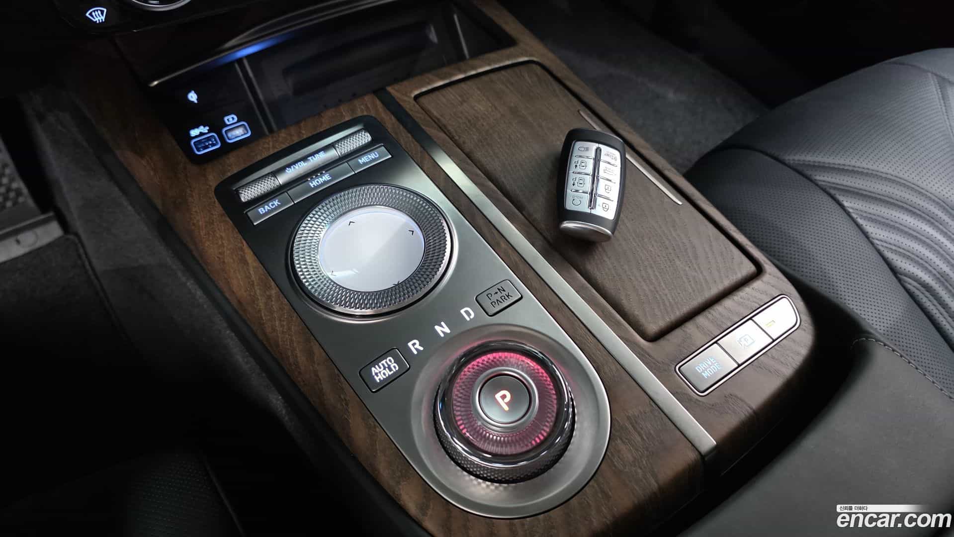 G80 Genesis 2022.1-INNER-009