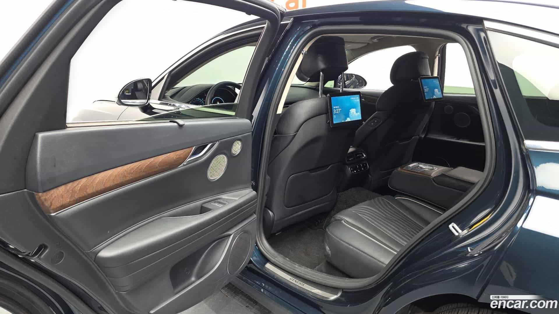 G80 Genesis 2022.1-INNER-036