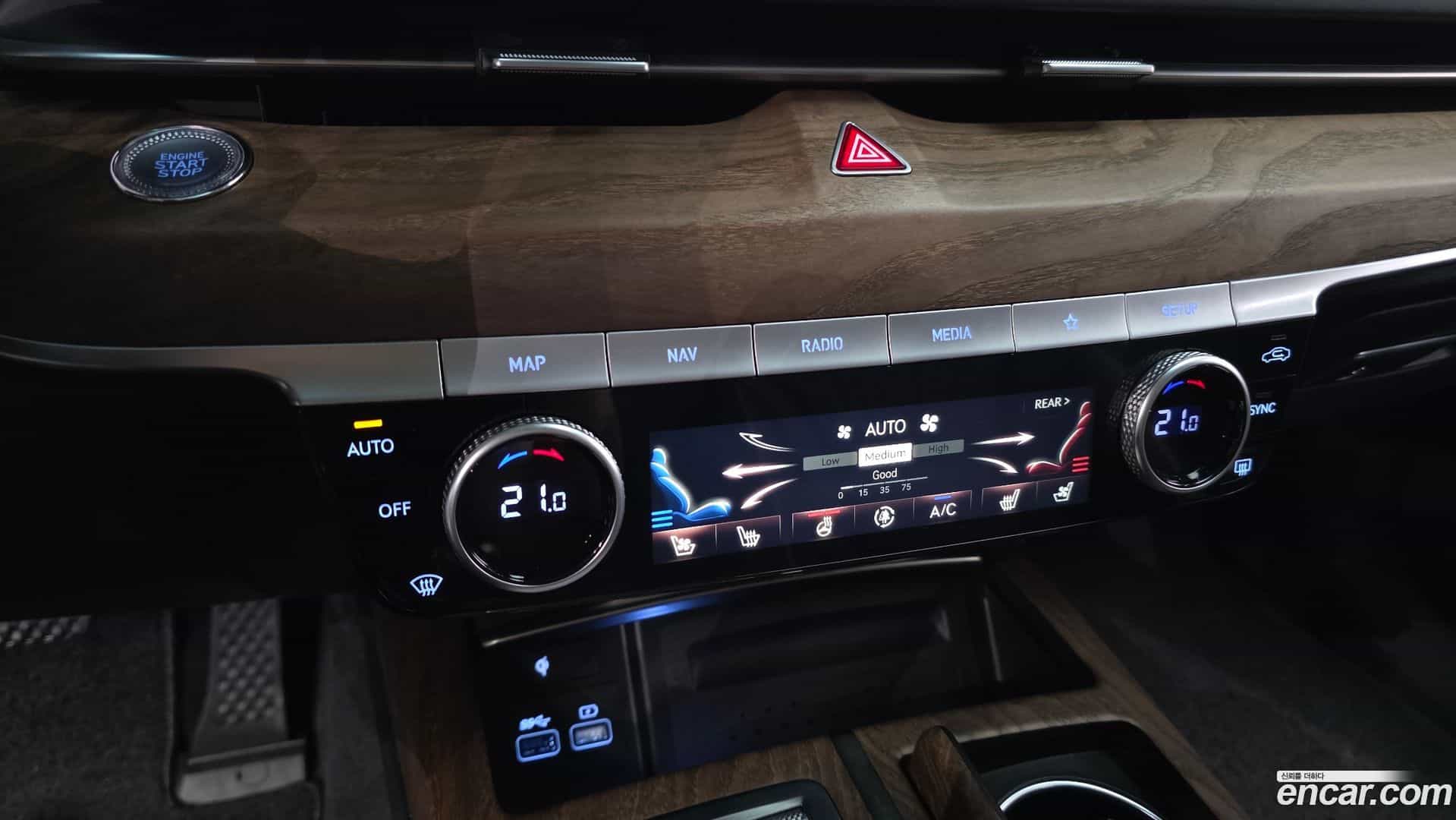 G80 Genesis 2022.1-OPTION-043