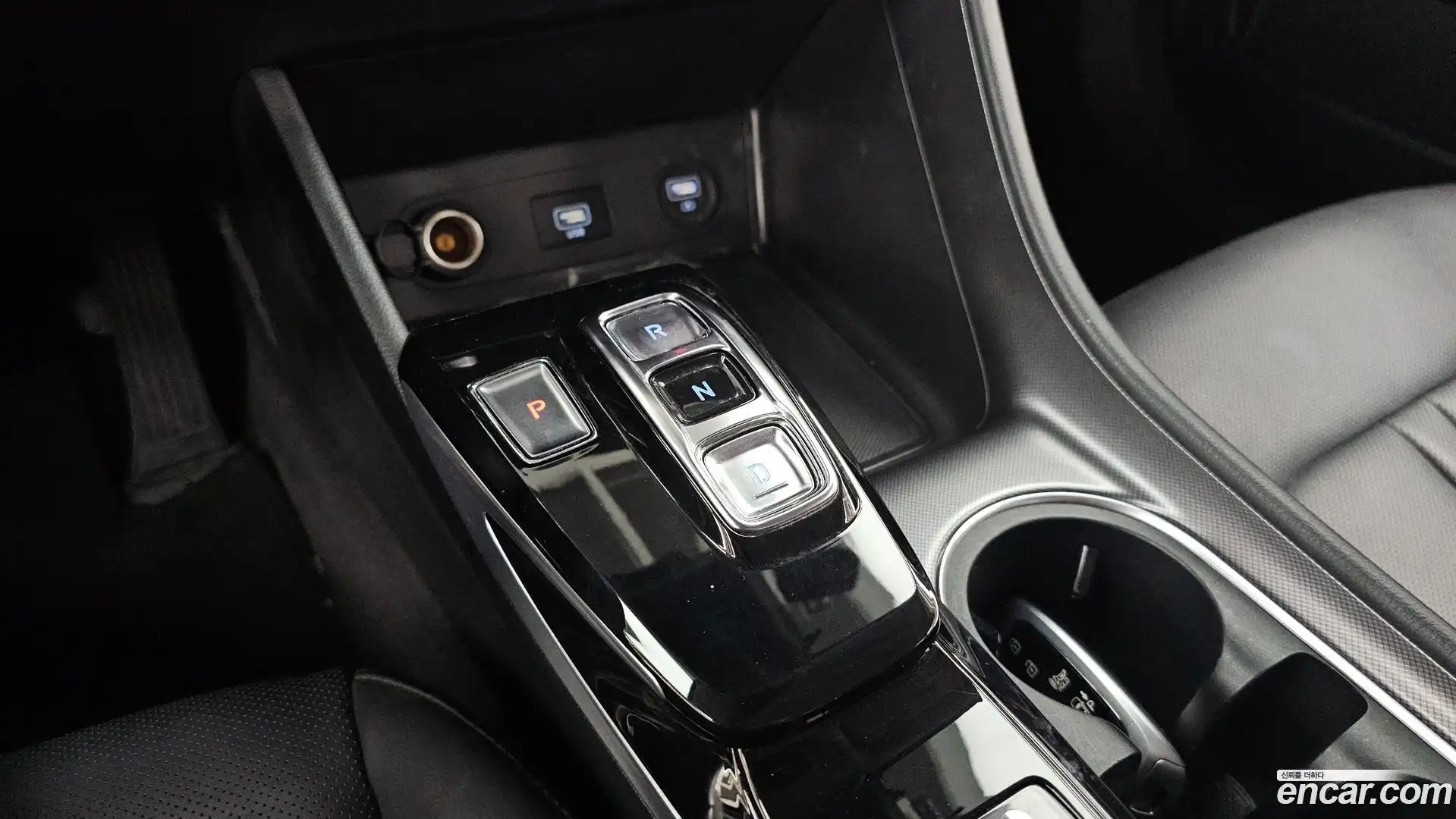 Sonata Hyundai 2020.5-INNER-009