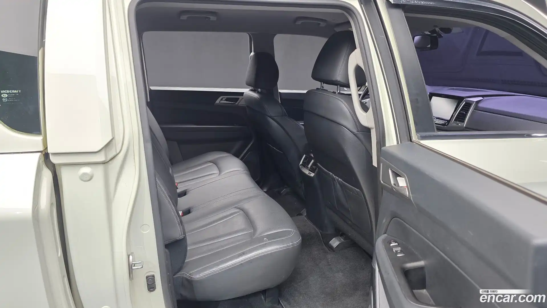Rexton KG Mobility 2019.3-OPTION-016