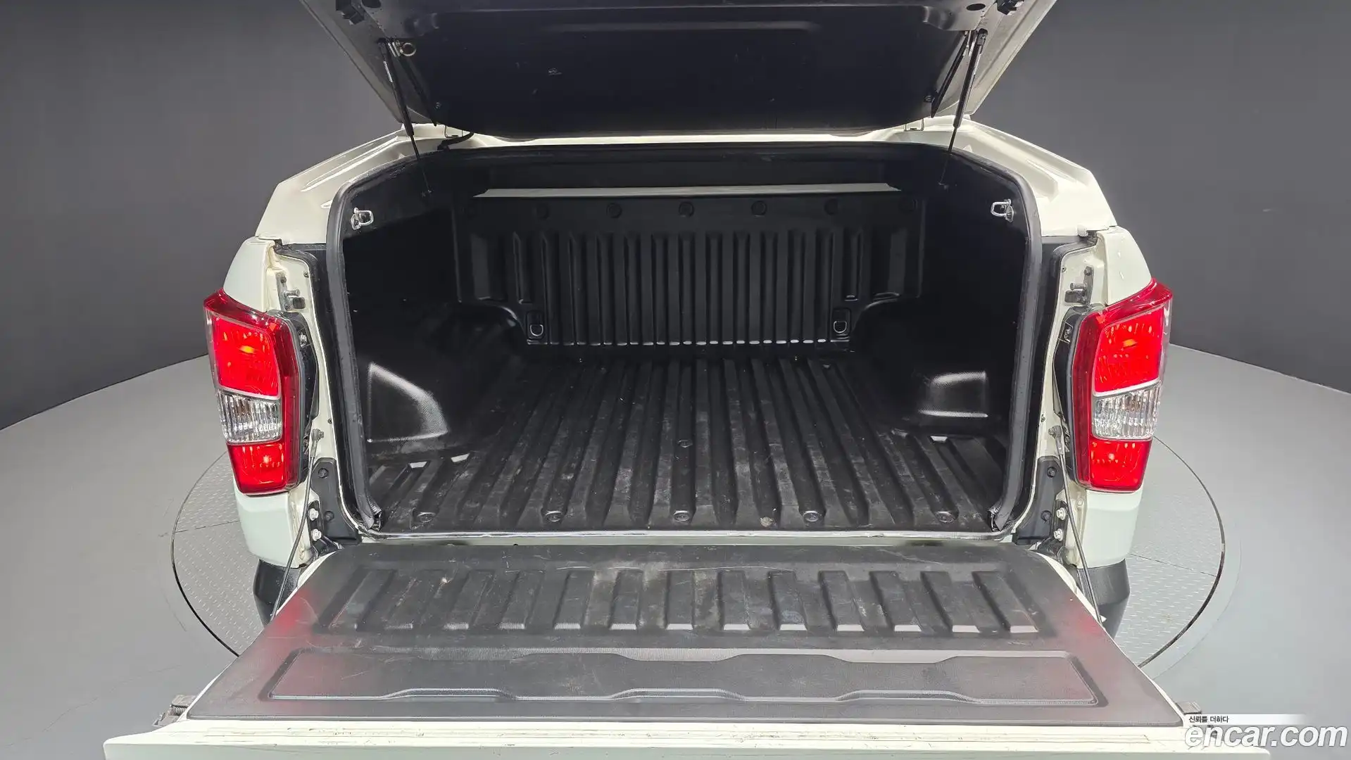Rexton KG Mobility 2019.3-OPTION-024