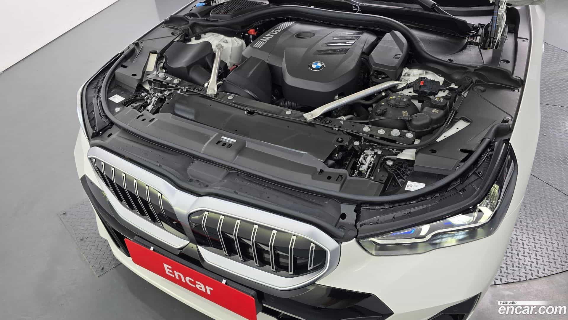 5-Series BMW 2023.11-OUTER-006