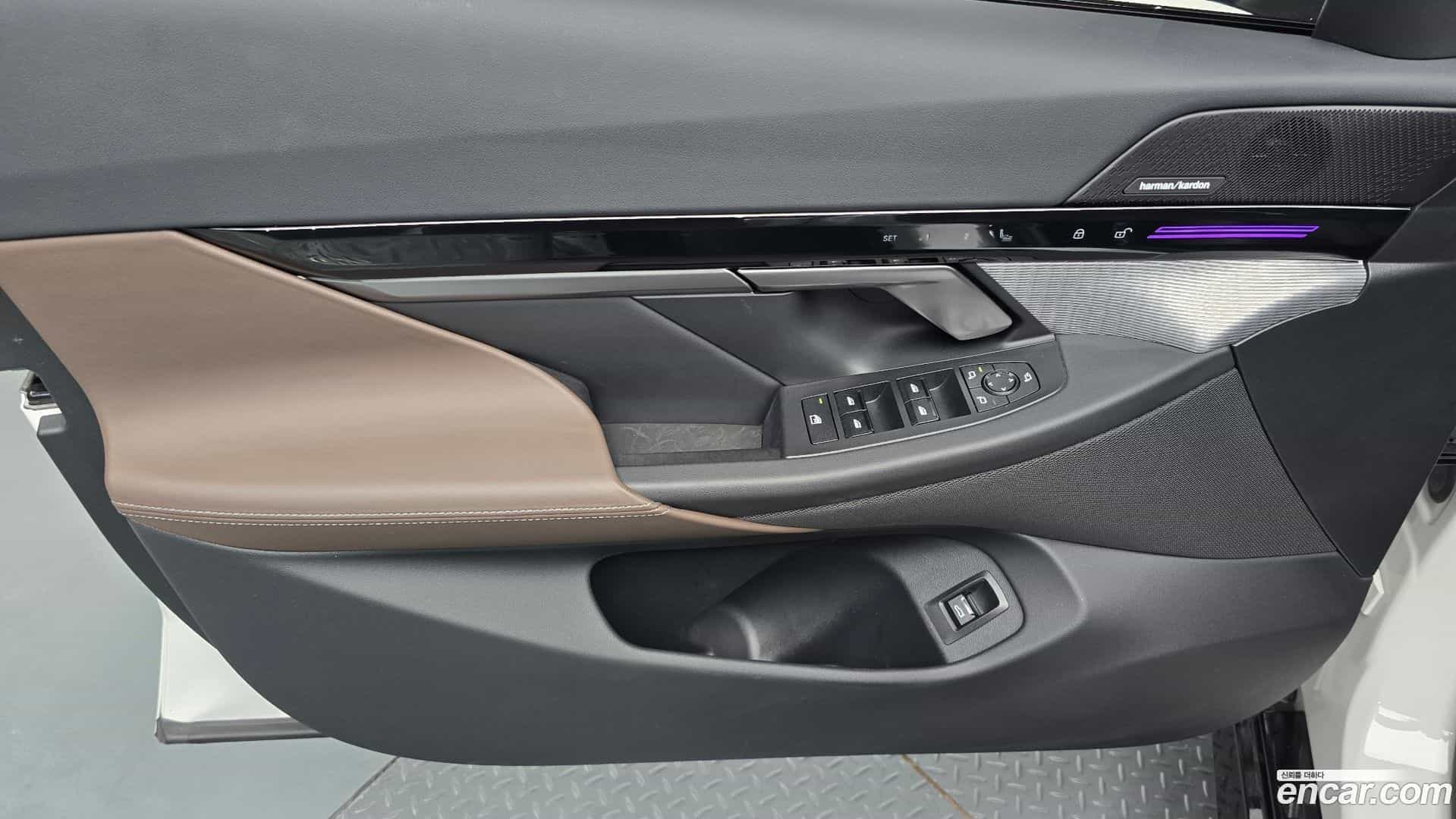 5-Series BMW 2023.11-INNER-034