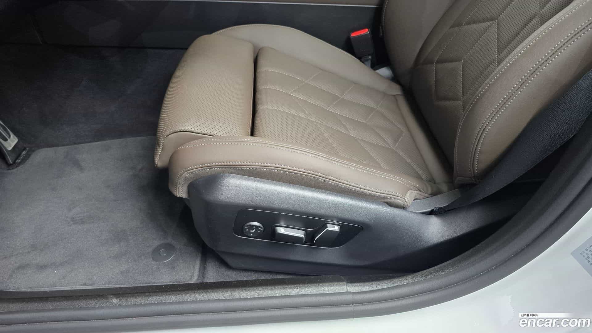 5-Series BMW 2023.11-OPTION-043