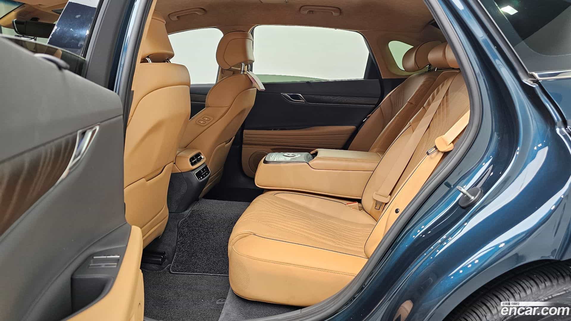 G80 Genesis 2022.0-OPTION-016