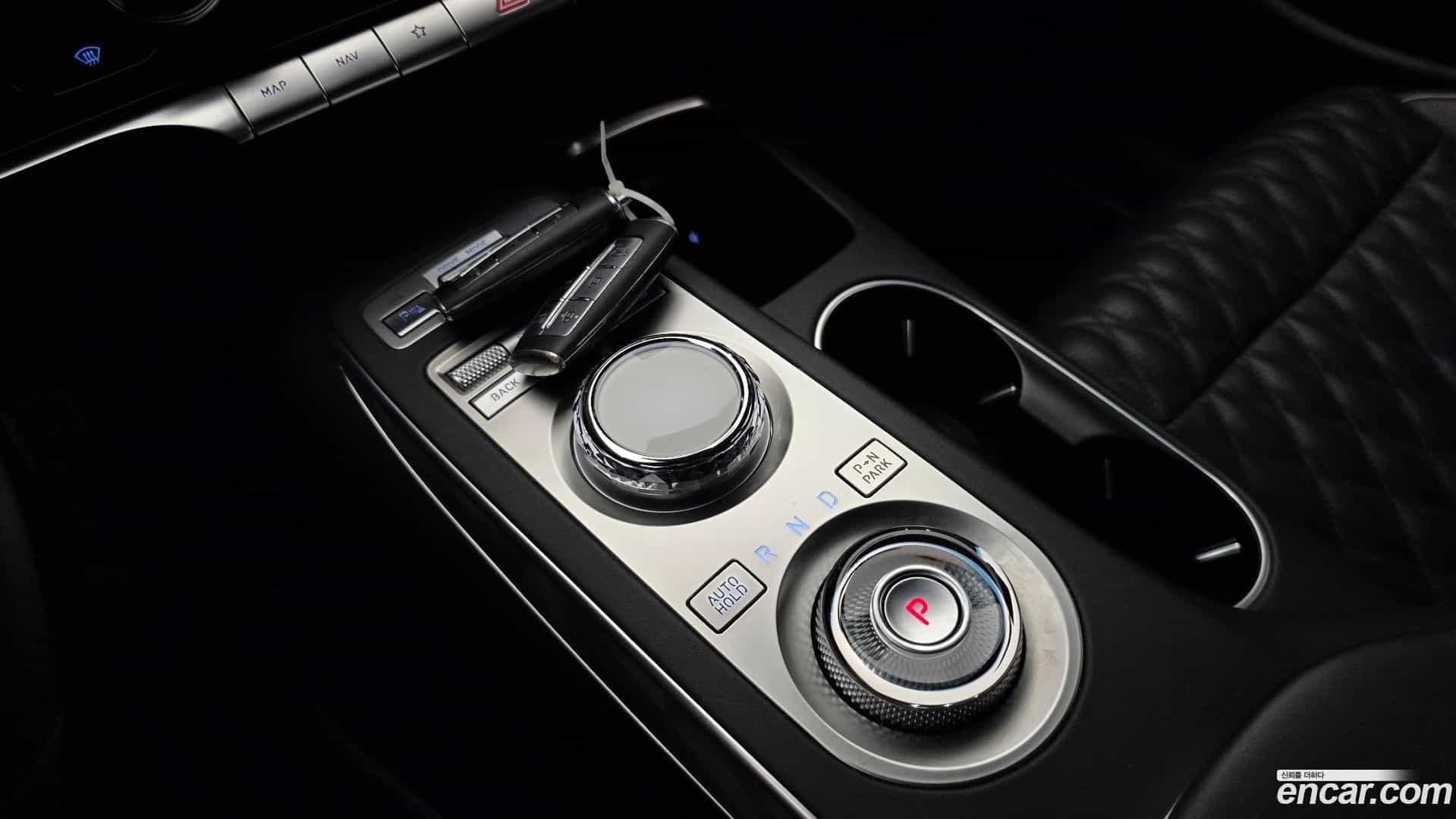 GV70 Genesis 2021.2-INNER-009