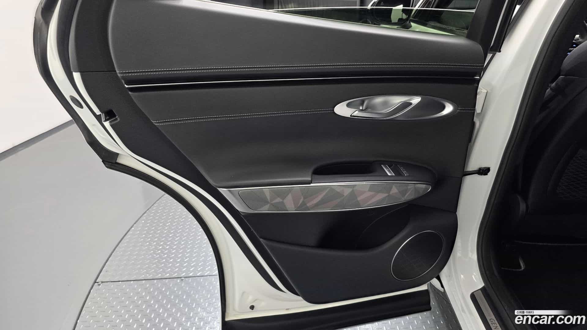 GV70 Genesis 2021.2-INNER-035