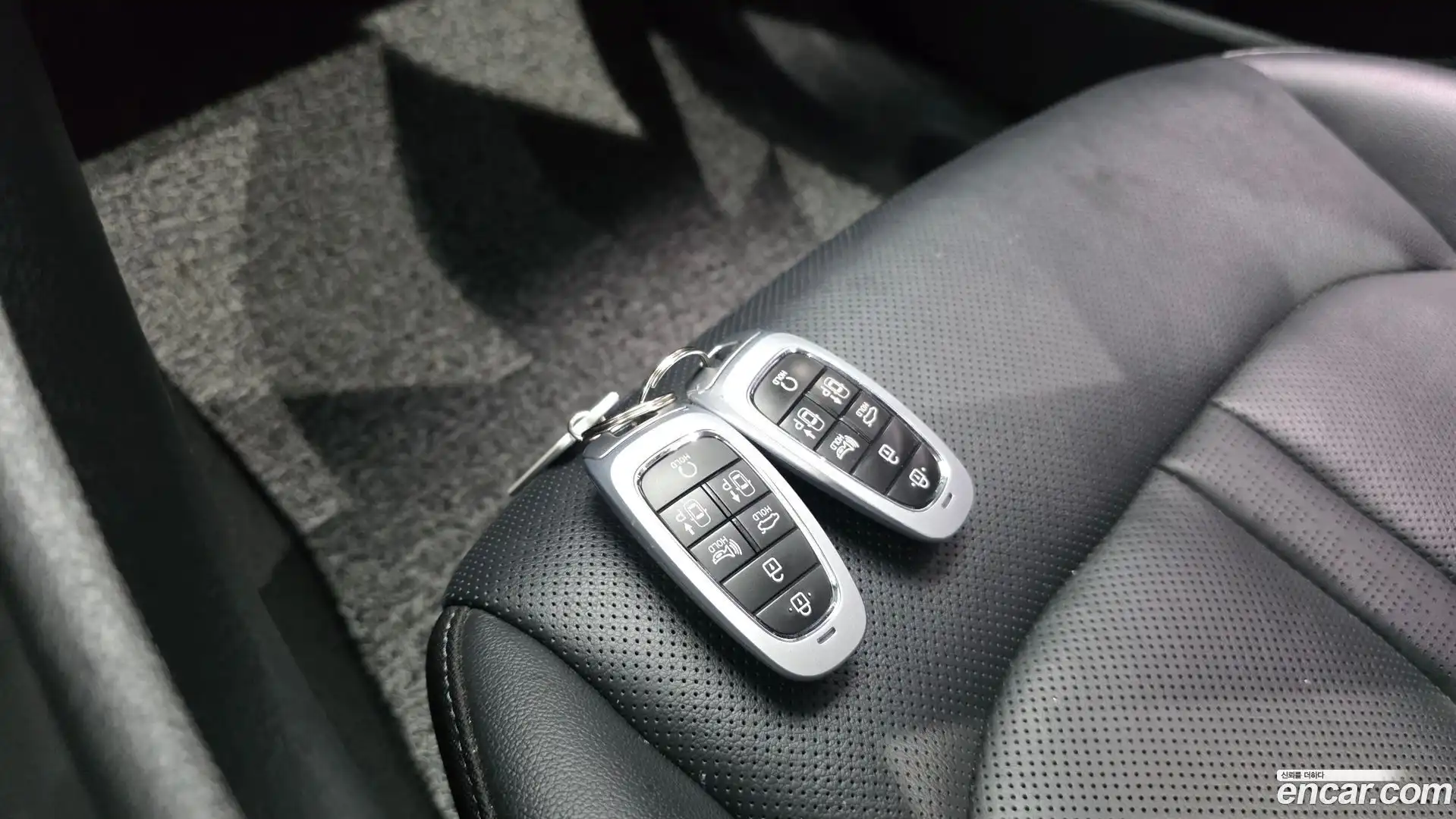 Sonata Hyundai 2022.3-OPTION-023