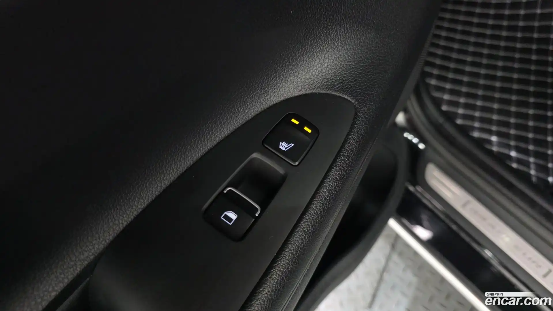 Grandeur Hyundai 2016.11-OPTION-024