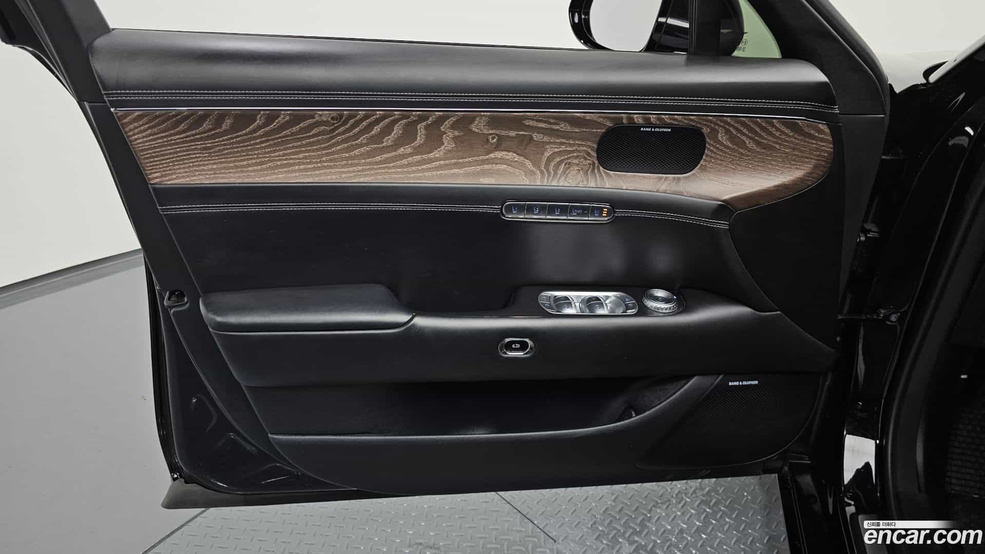 G90 Genesis 2022.4-INNER-034