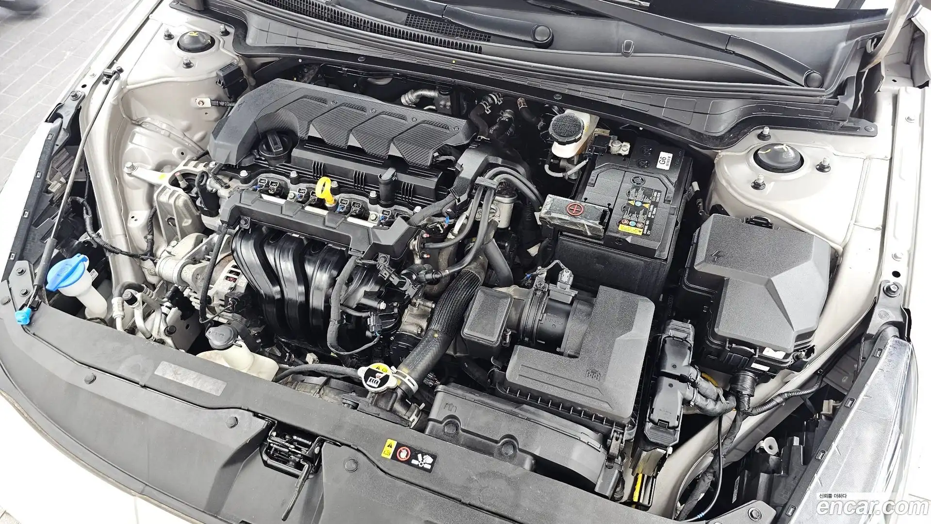 AVANTE Hyundai 2021.5-OUTER-006