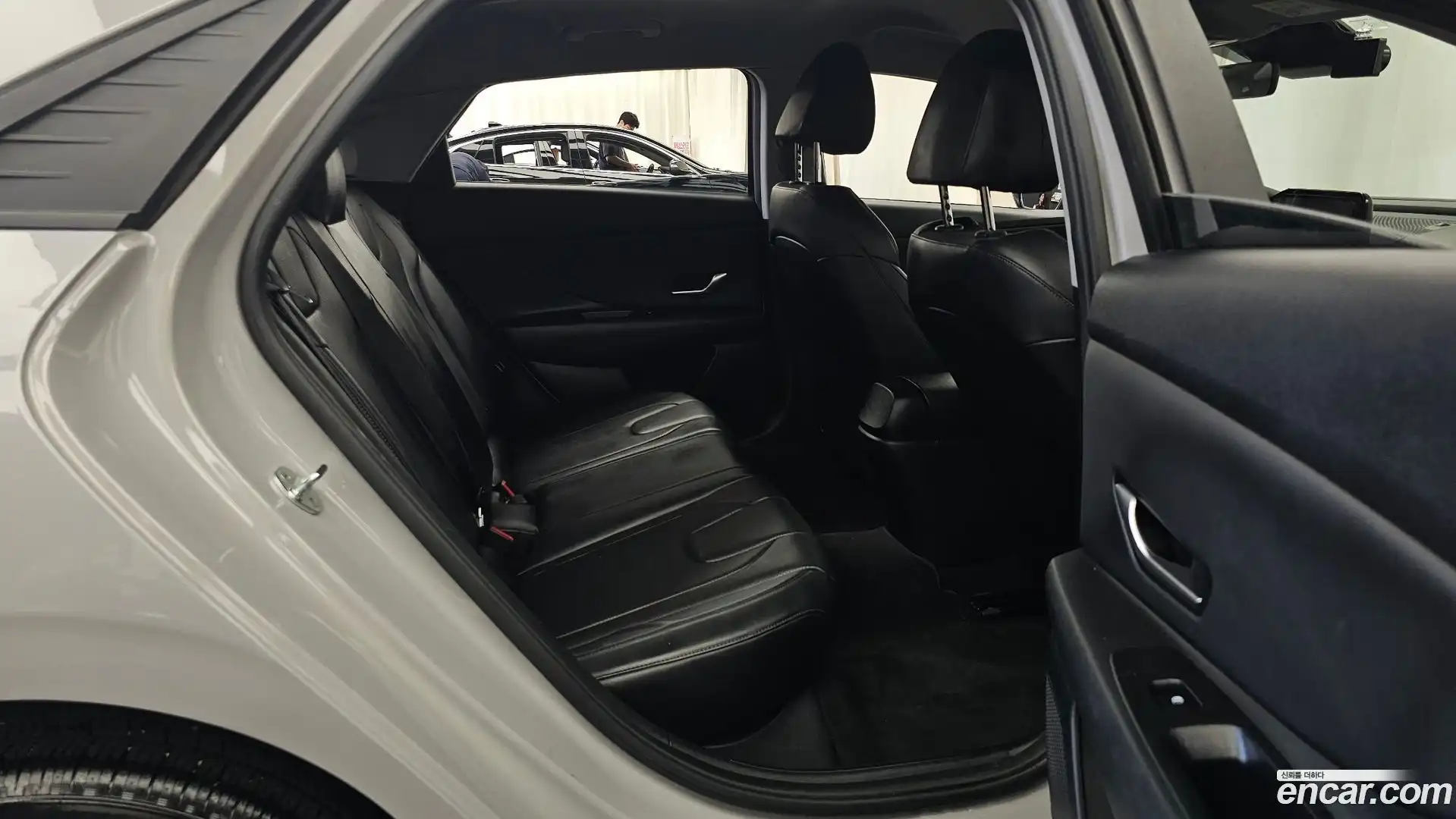 AVANTE Hyundai 2021.5-OPTION-016