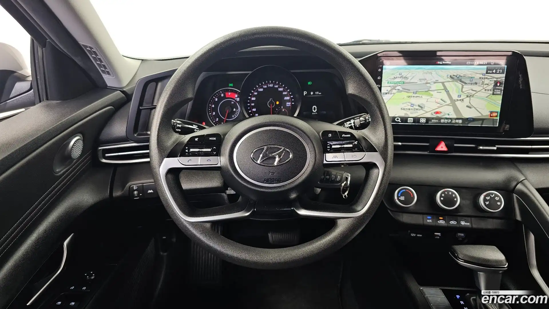AVANTE Hyundai 2021.5-OPTION-017