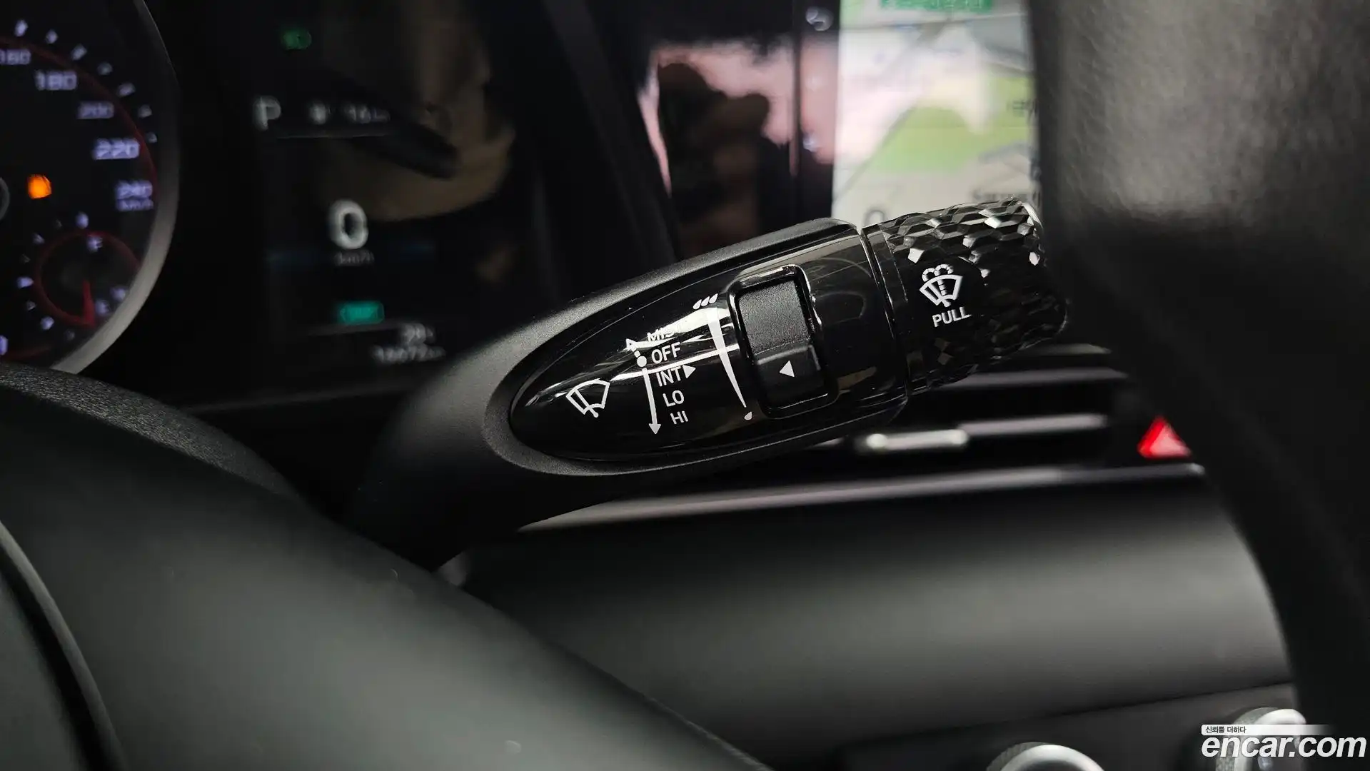 AVANTE Hyundai 2021.5-OPTION-022