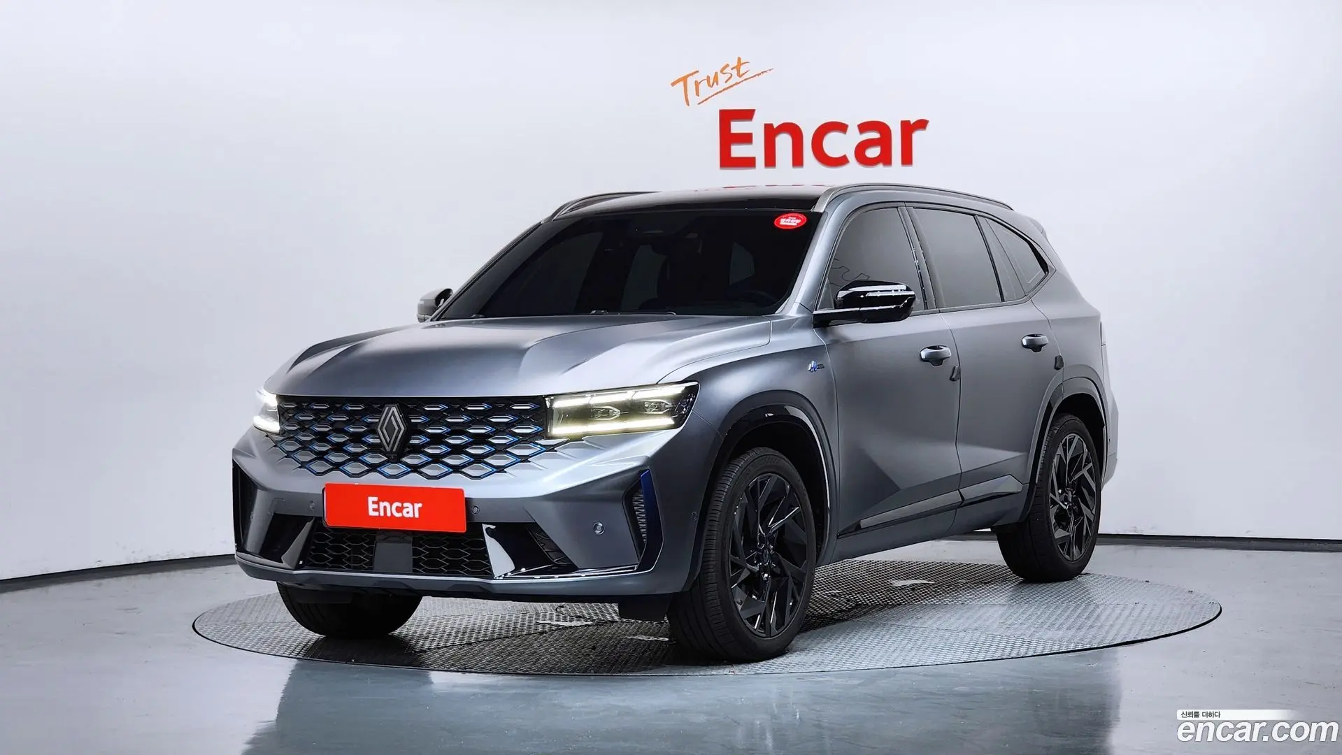 Main__Slider__Photo:Grand Koleos Renault Korea 2024.8-0