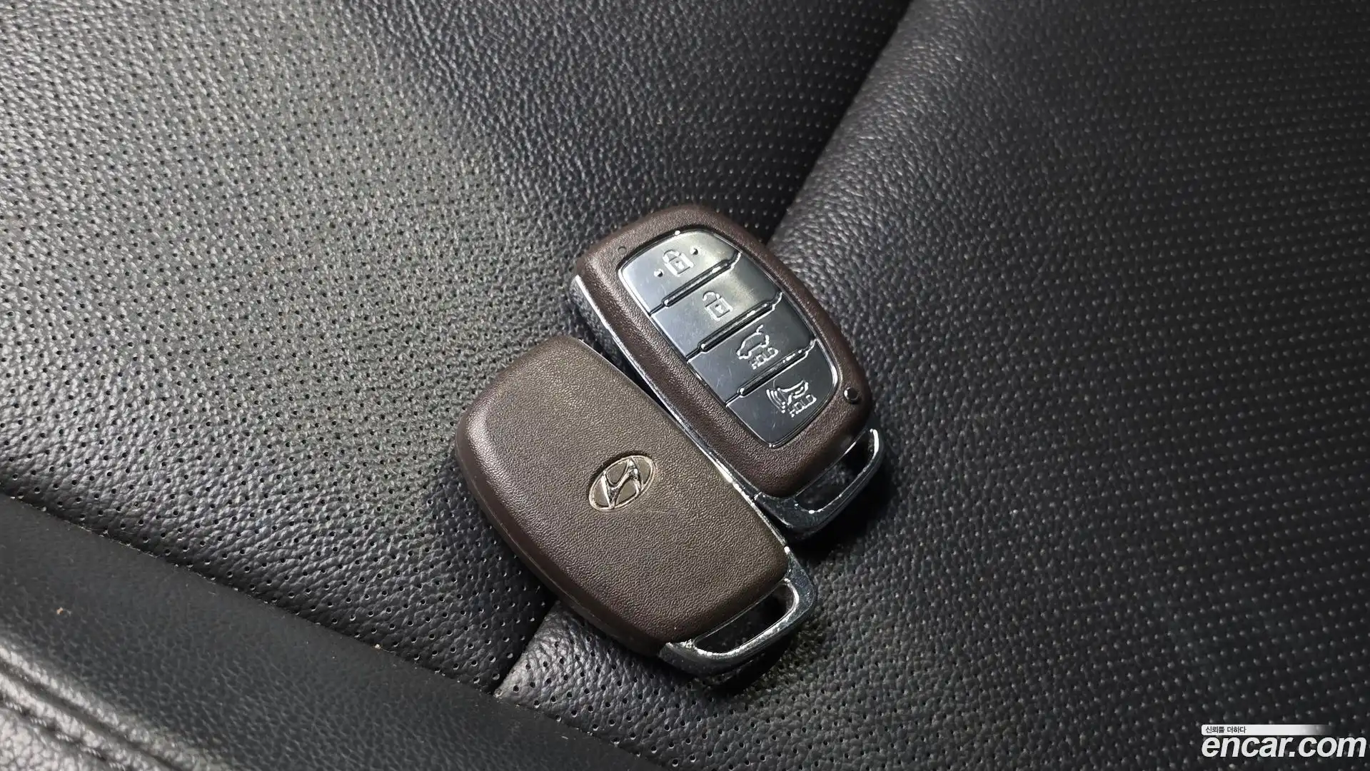Tucson Hyundai 2017.10-OPTION-042