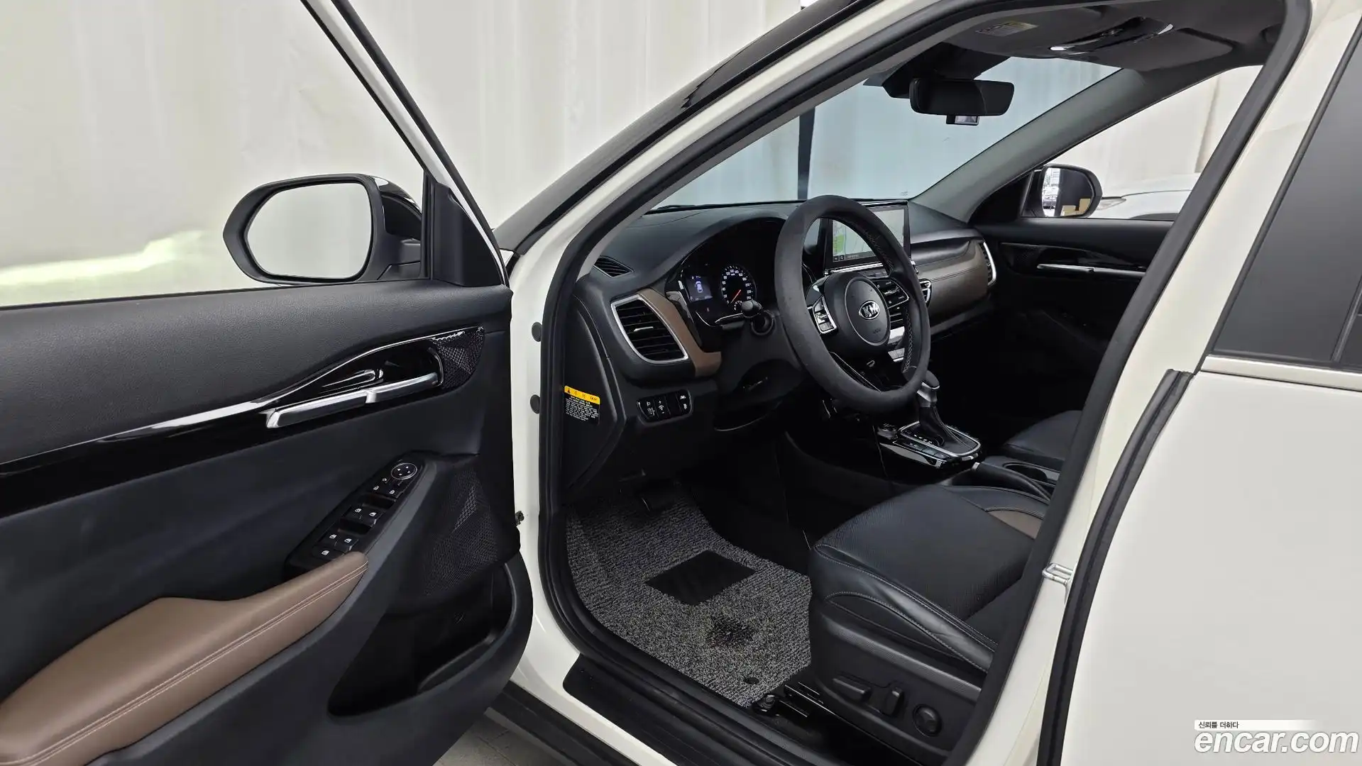 Seltos Kia 2019.11-INNER-010