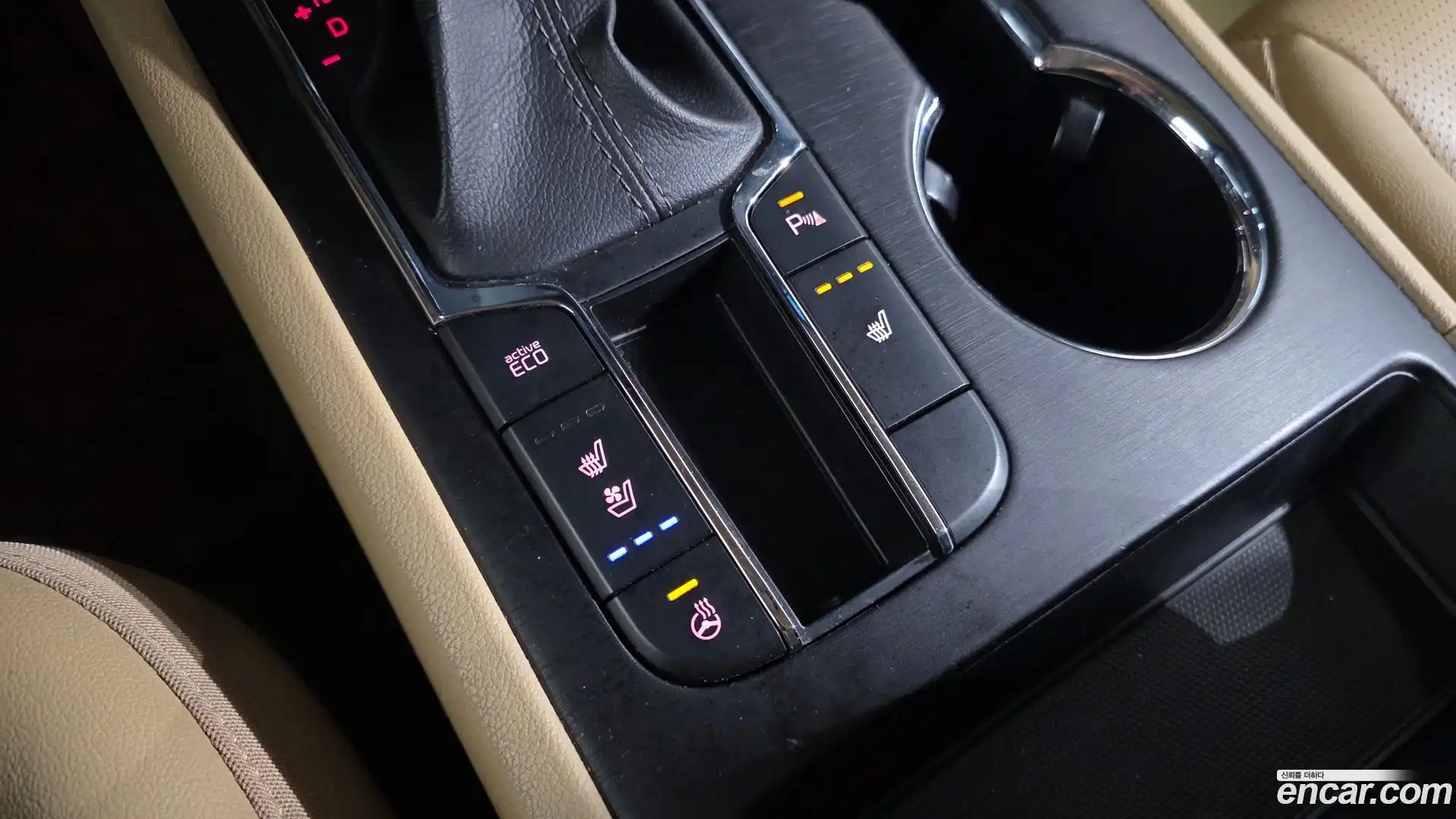 Canival Kia 2020.5-OPTION-040