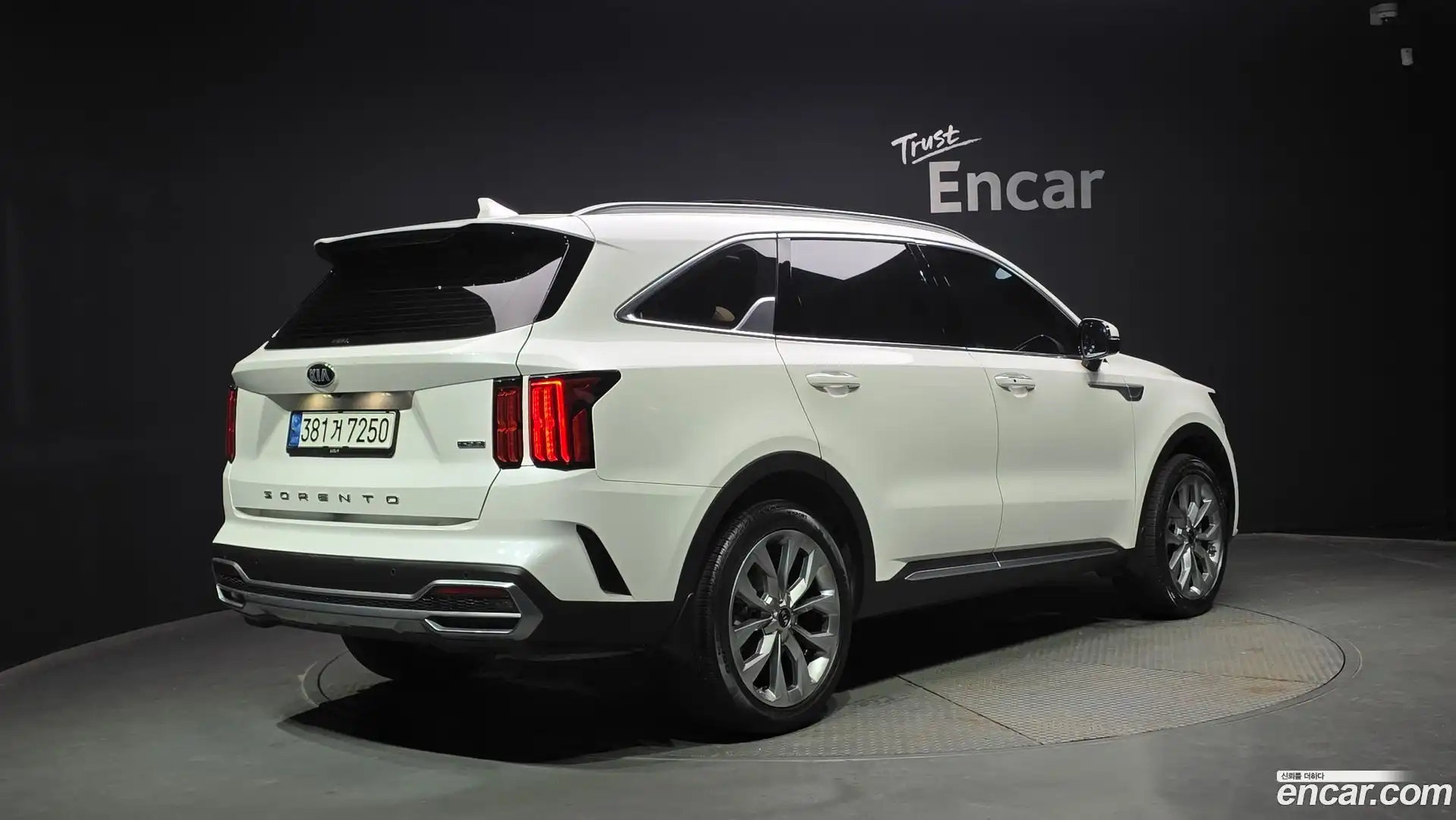 Sorento Kia 2021.4-OUTER-002