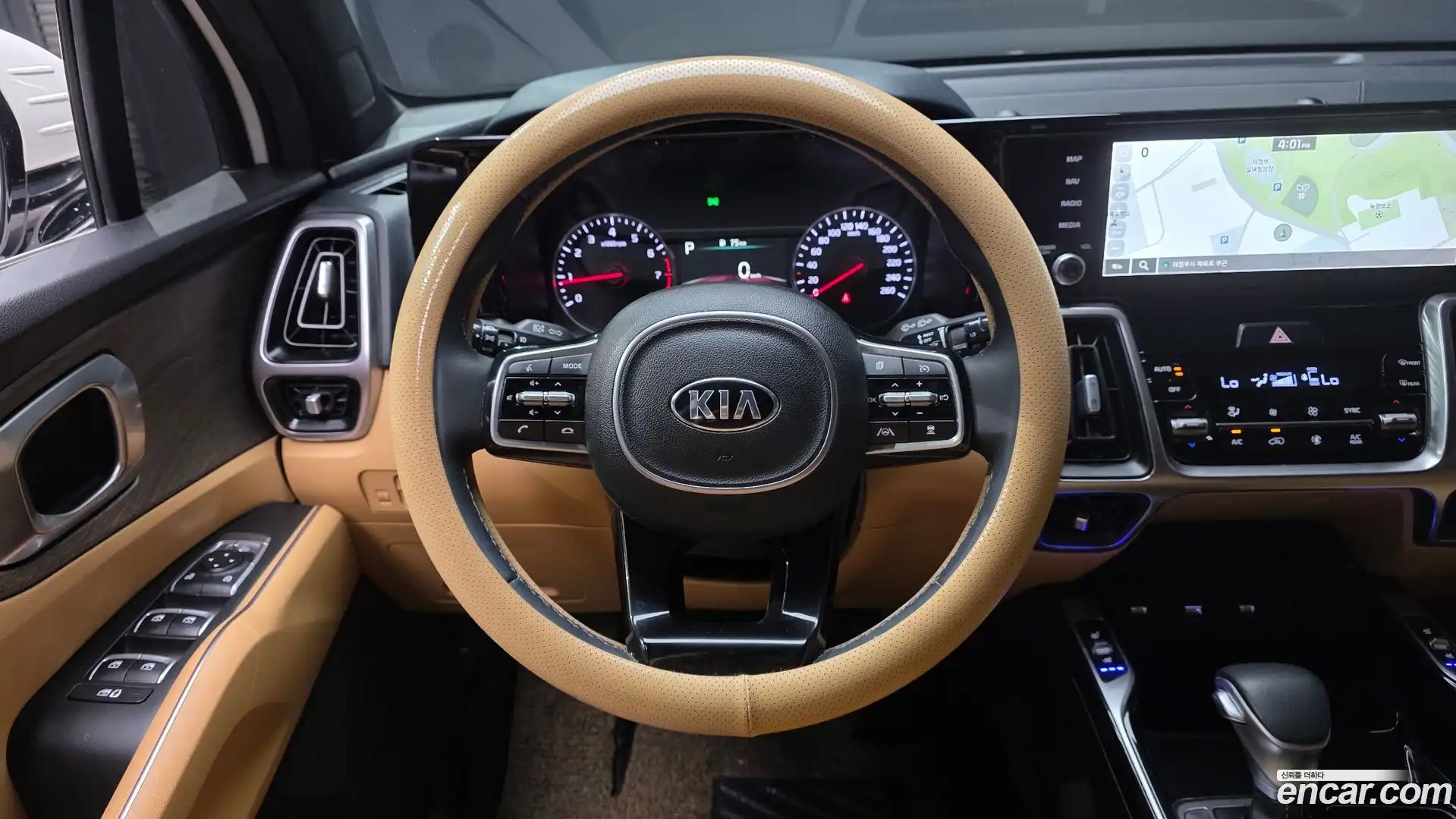 Sorento Kia 2021.4-OPTION-017