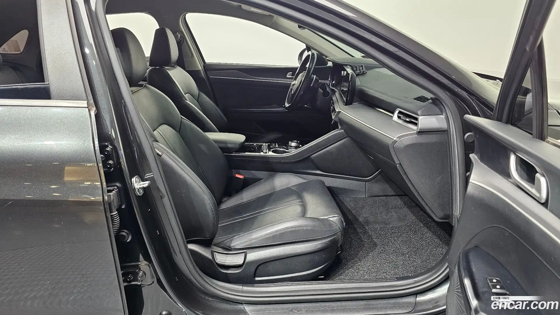 K5 Kia 2020.2-INNER-036