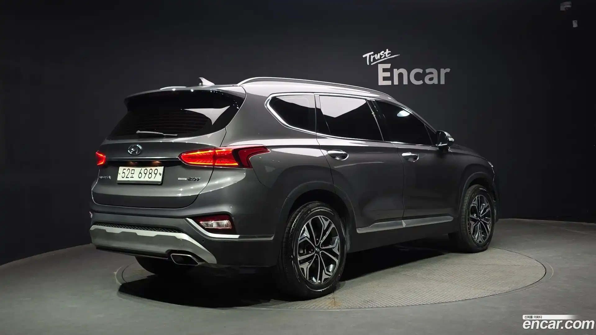 Santafe Hyundai 2018.11-OUTER-002