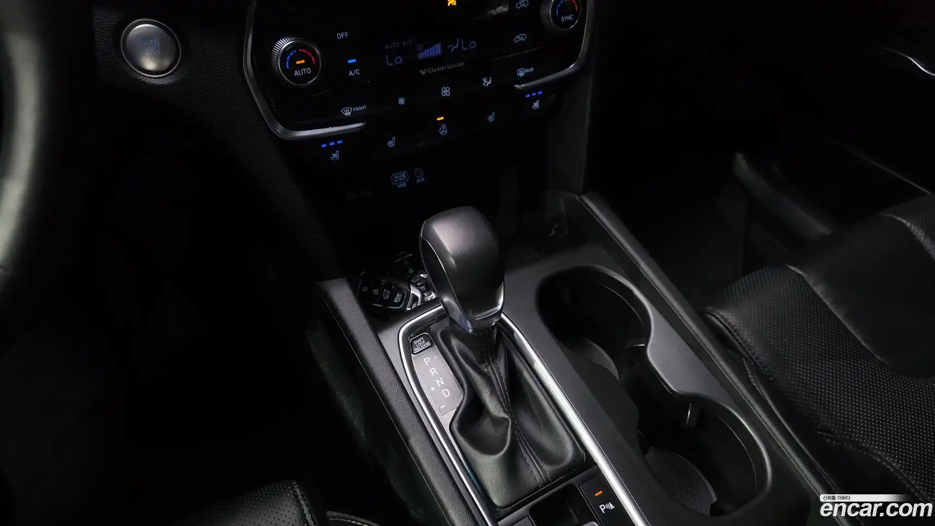 Santafe Hyundai 2018.11-INNER-009