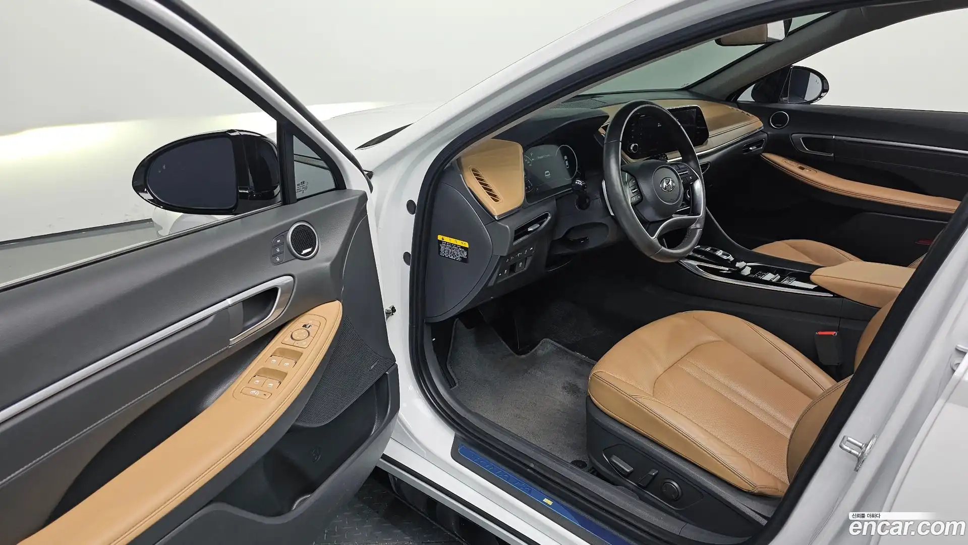 Sonata Hyundai 2019.4-INNER-010