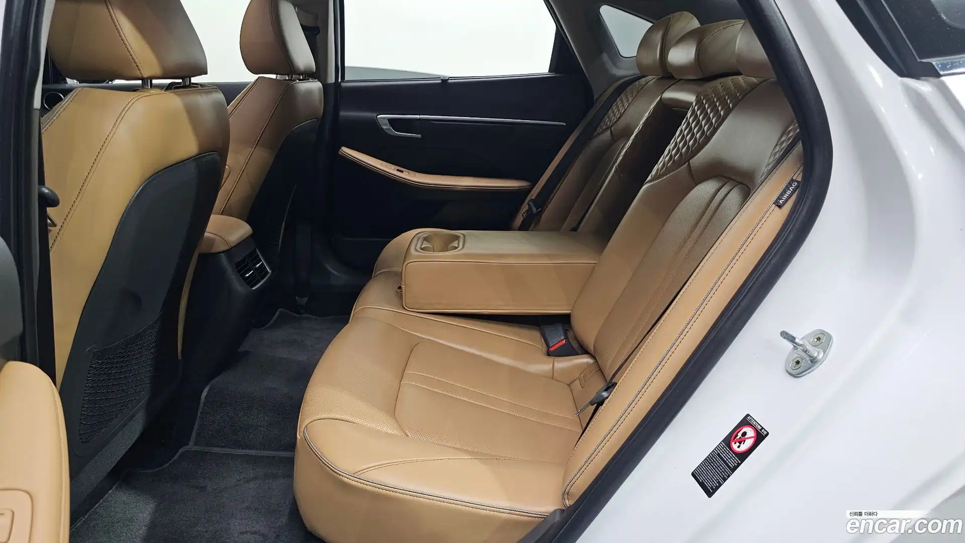 Sonata Hyundai 2019.4-OPTION-015