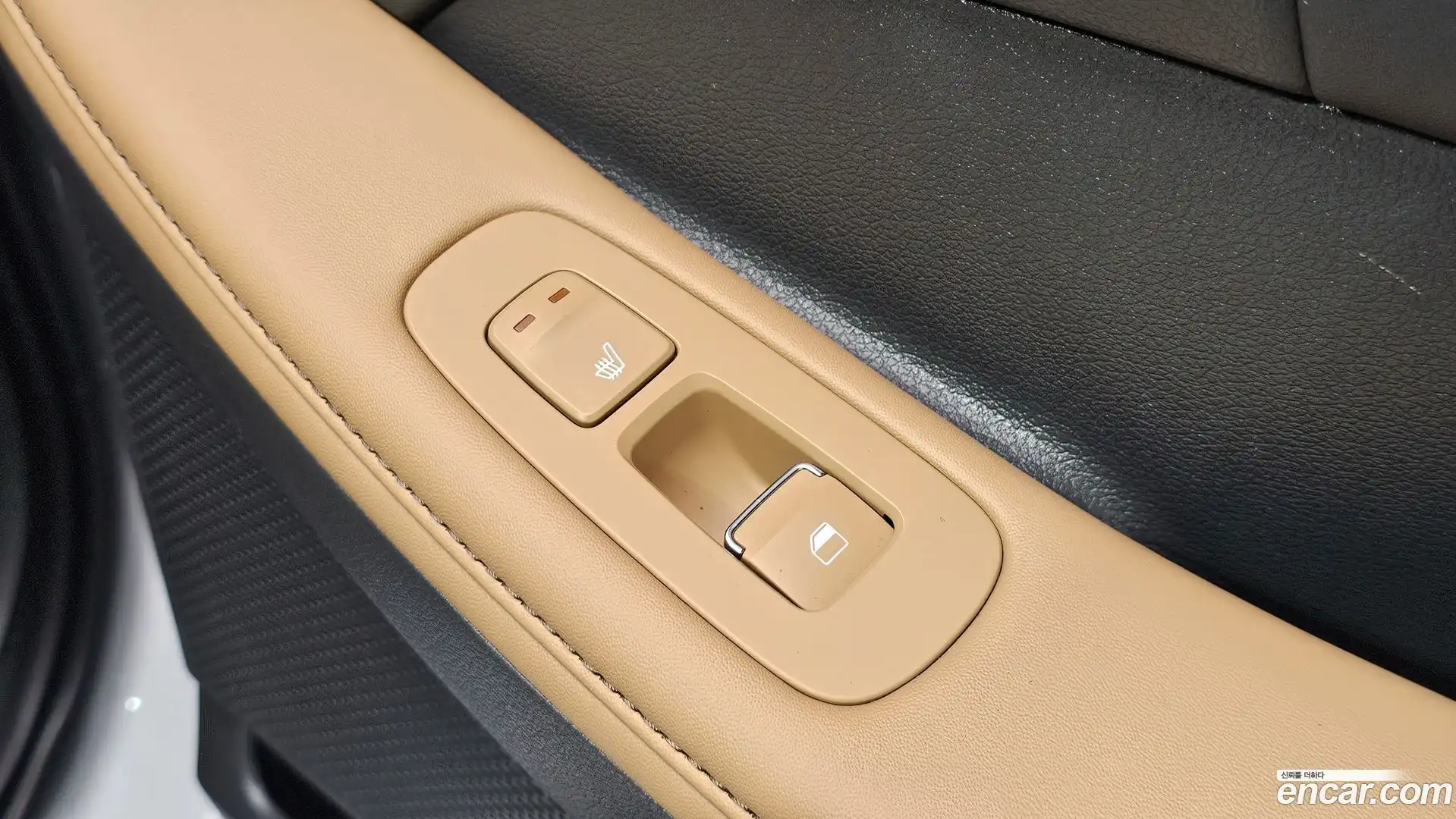 Sonata Hyundai 2019.4-OPTION-021