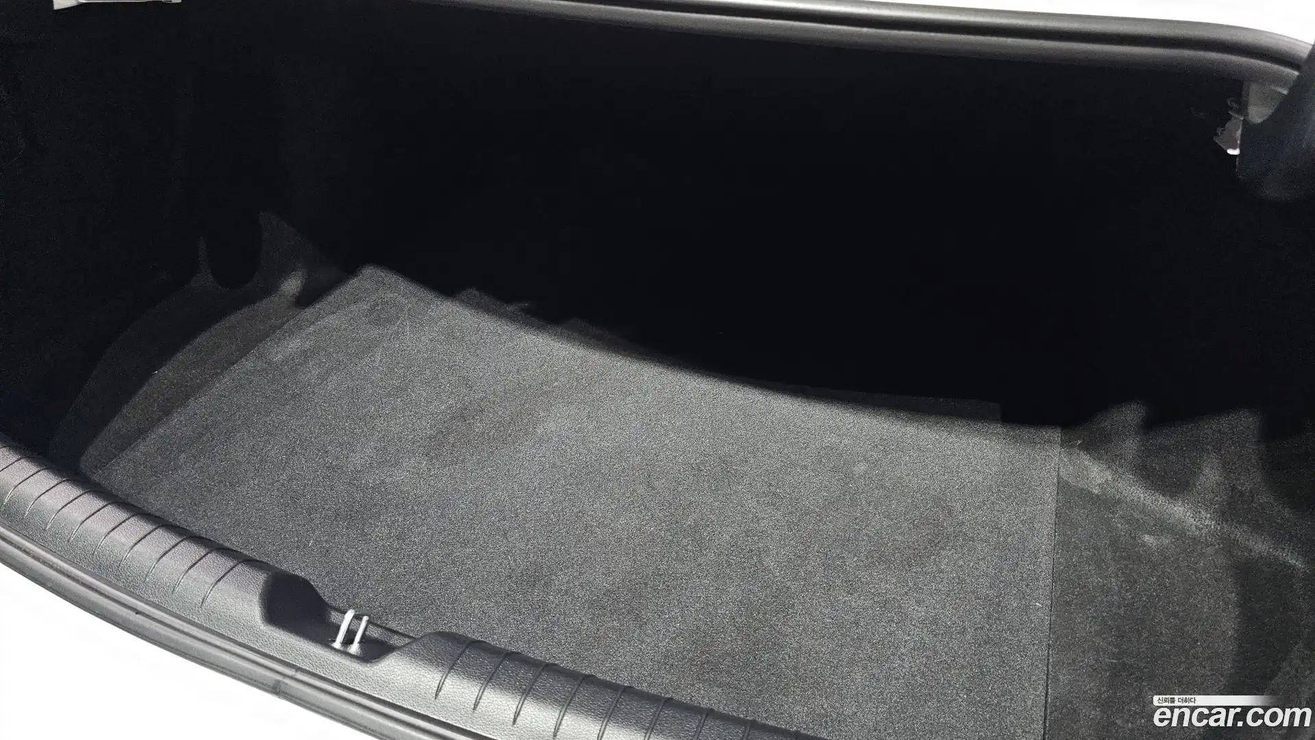 Sonata Hyundai 2019.4-OPTION-043