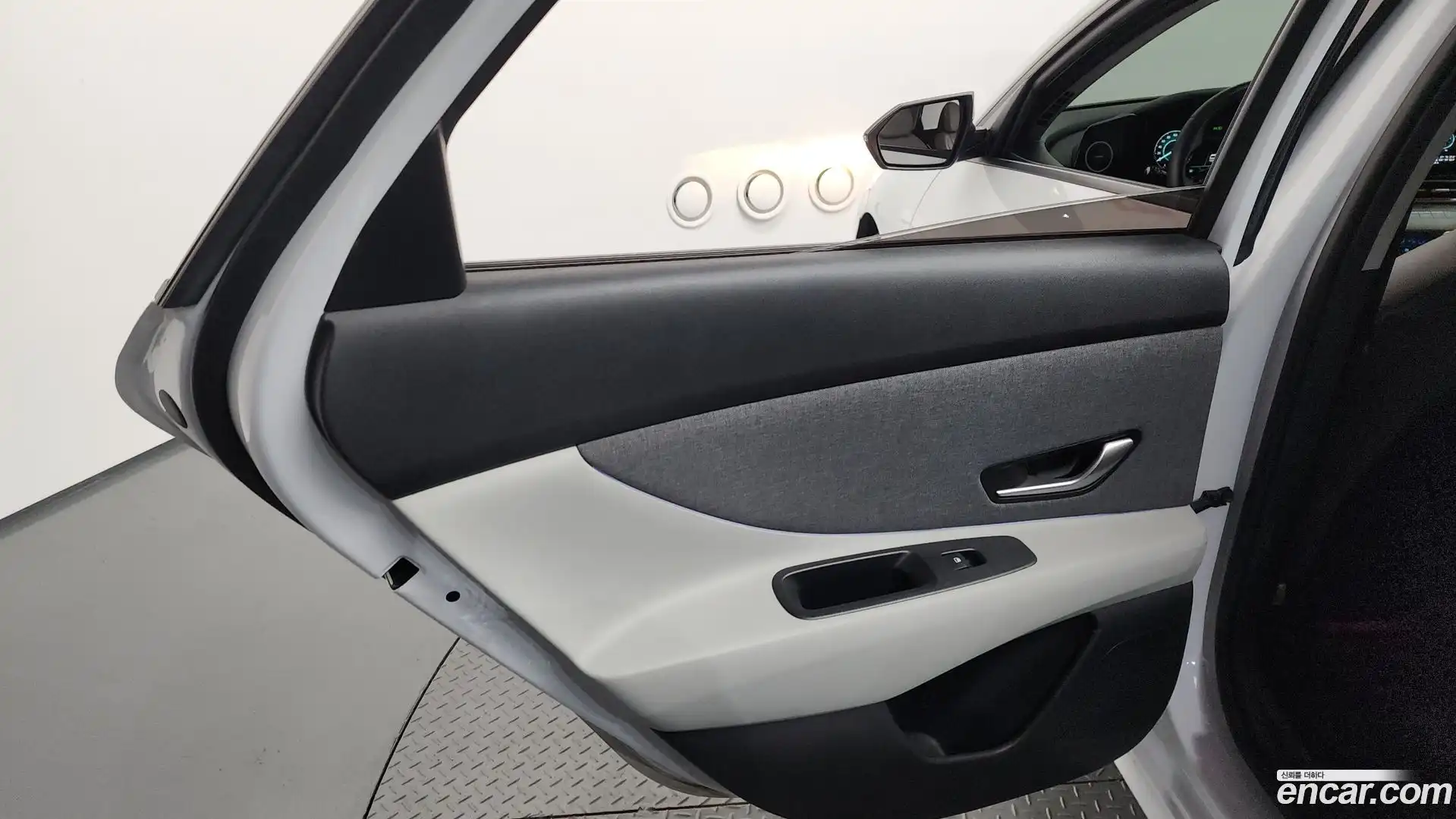 AVANTE Hyundai 2021.6-INNER-035