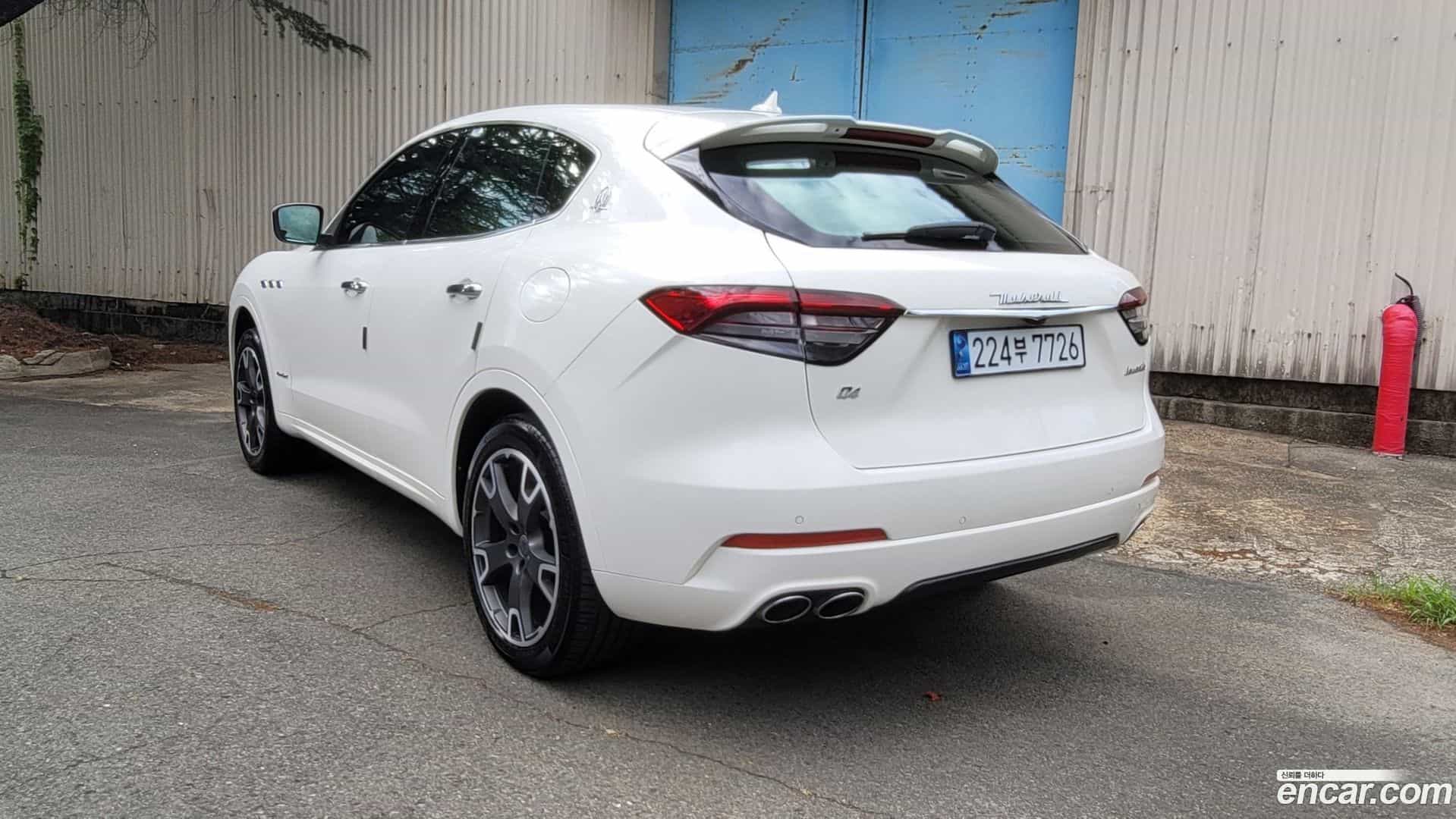 Levante Maserati 2017.11-OUTER-006