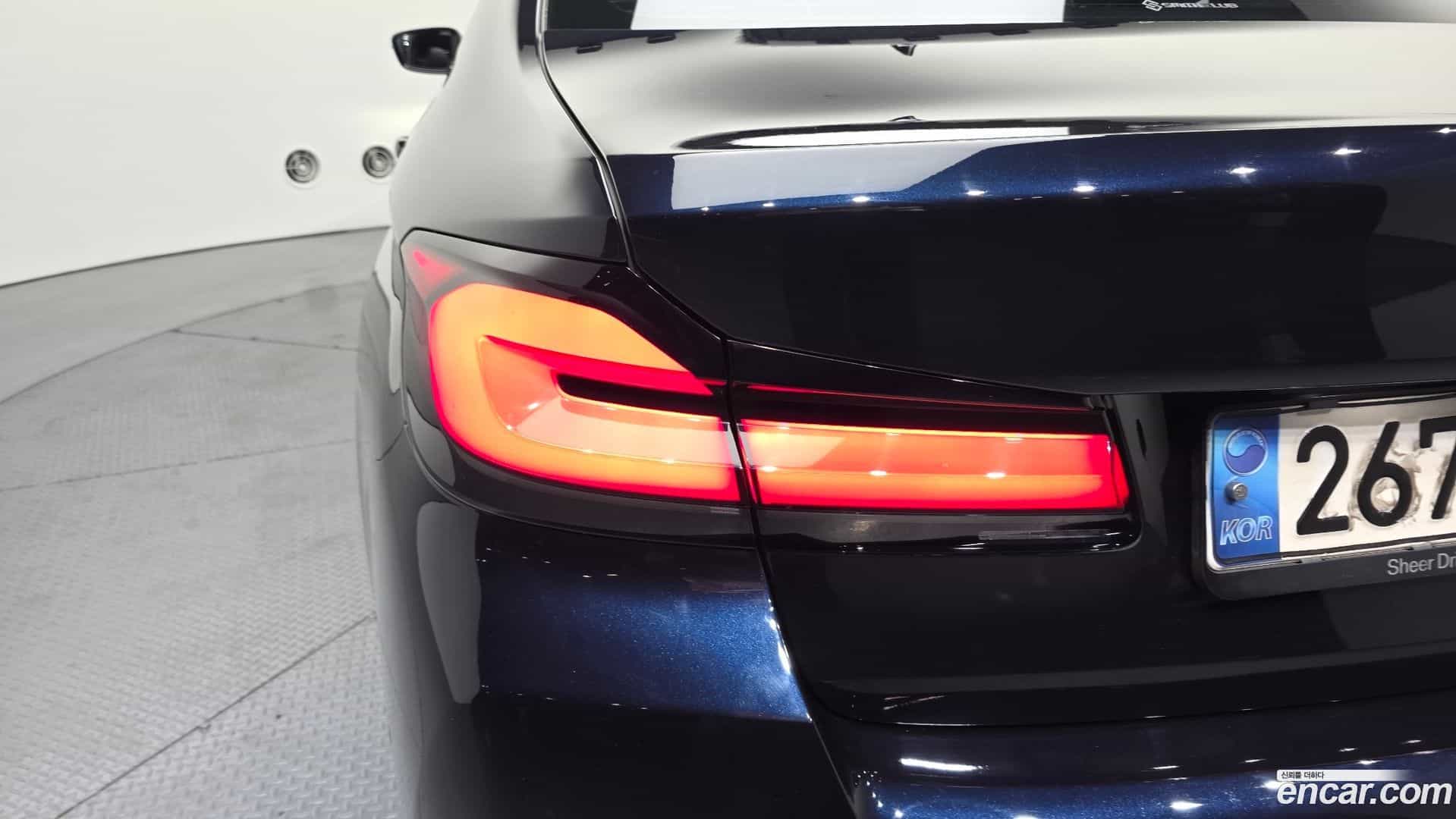 5-Series BMW 2021.0-OUTER-033