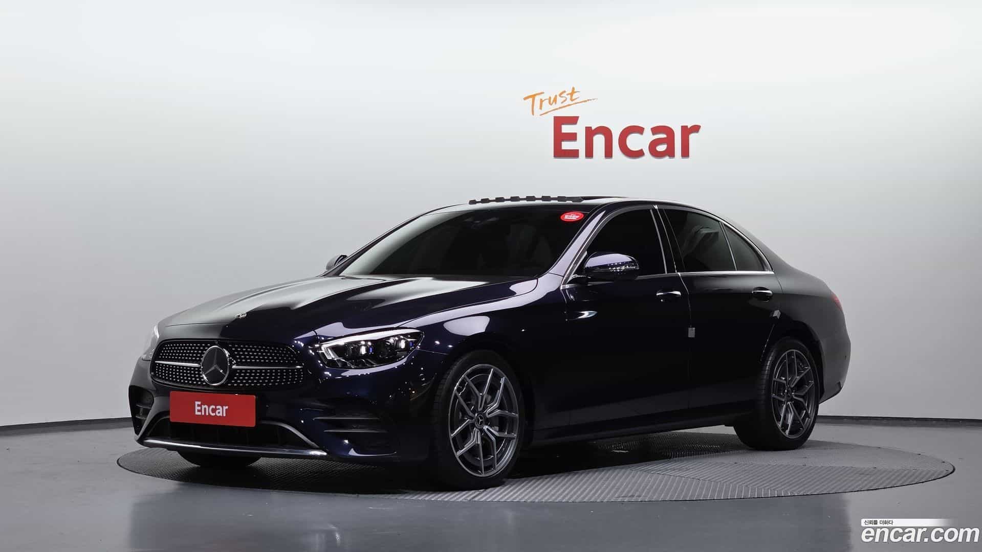E-Class Mercedes-Benz 2022.1-OUTER-001