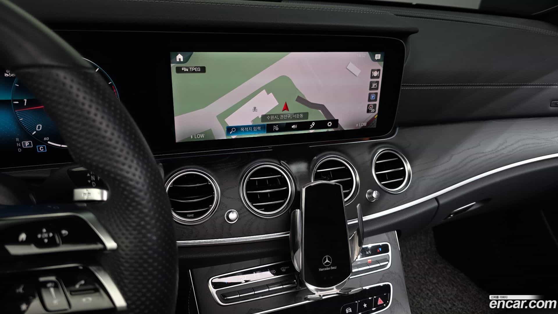 E-Class Mercedes-Benz 2022.1-OPTION-018
