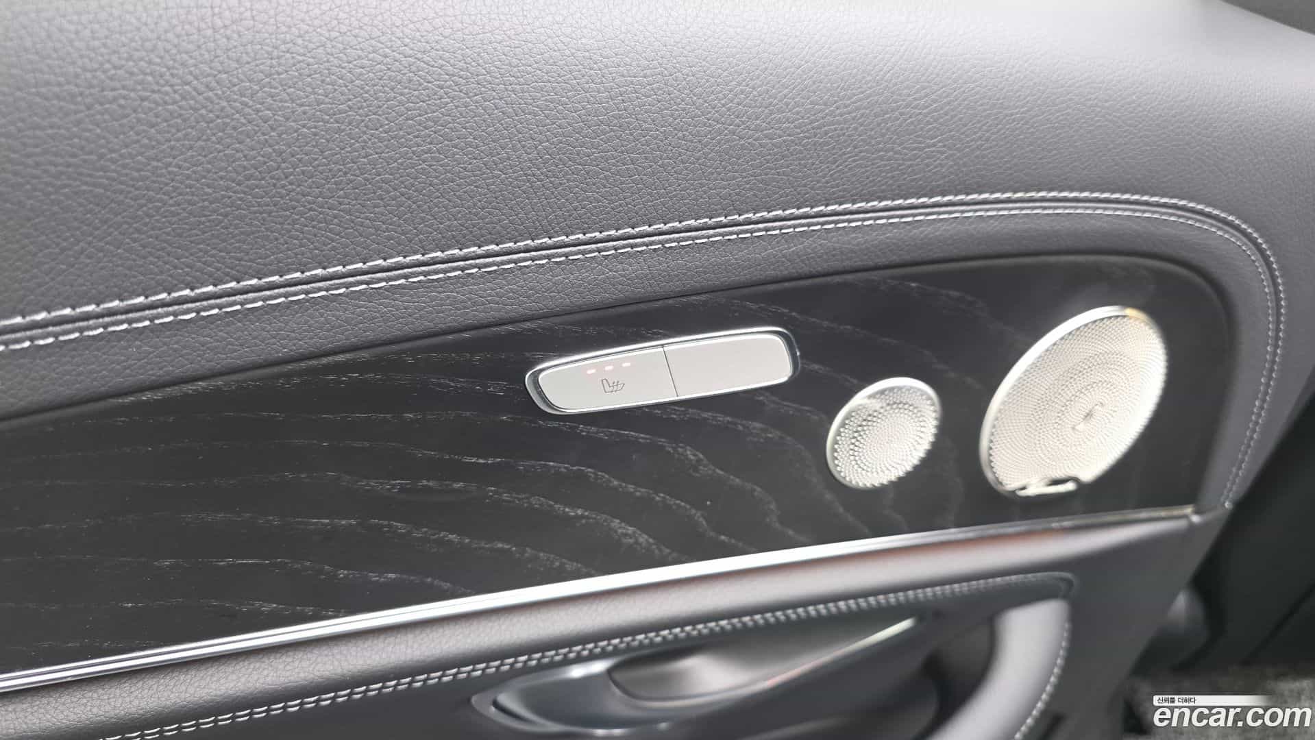 E-Class Mercedes-Benz 2022.1-OPTION-022
