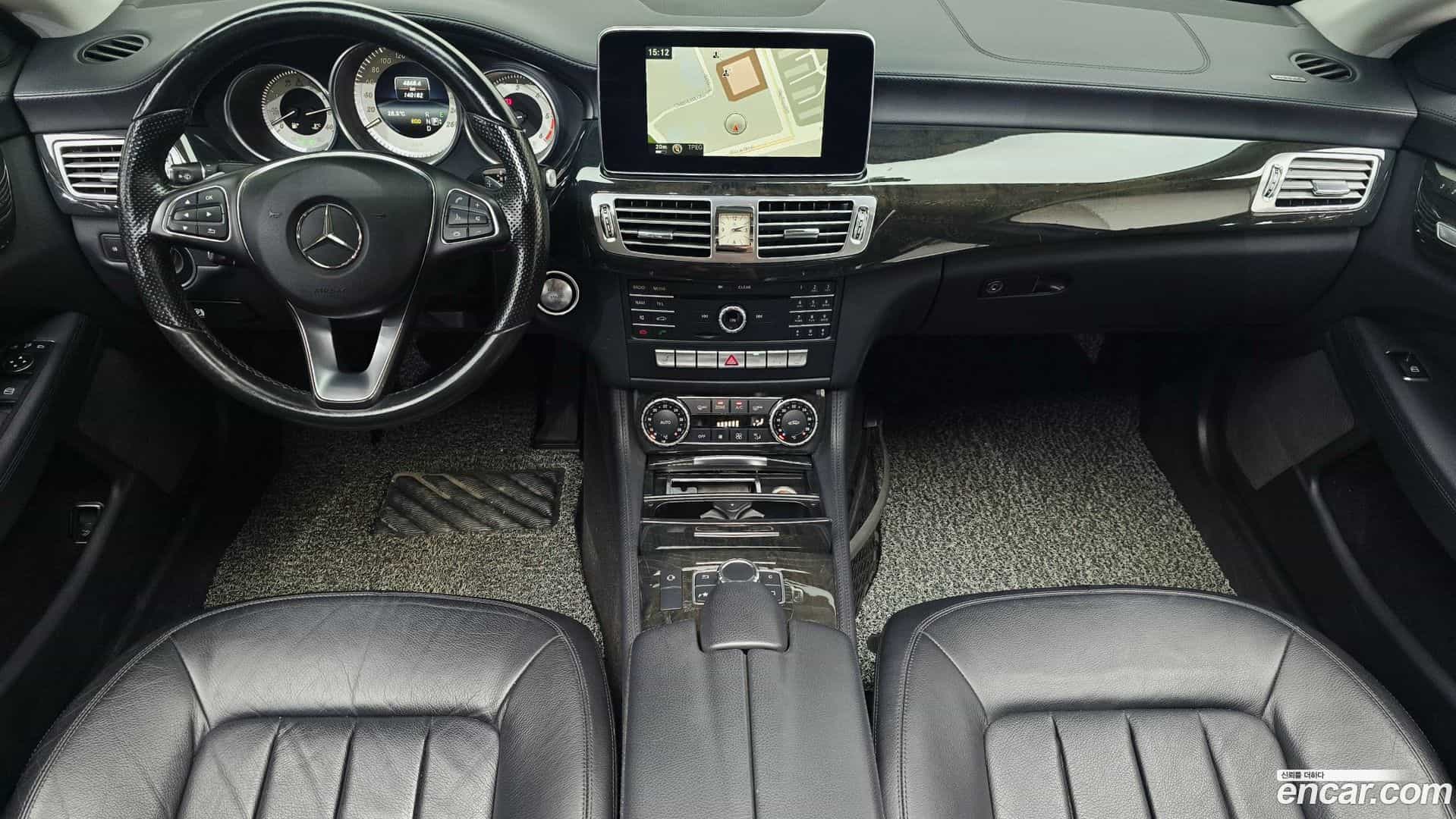 CLS-Class Mercedes-Benz 2015.6-INNER-007
