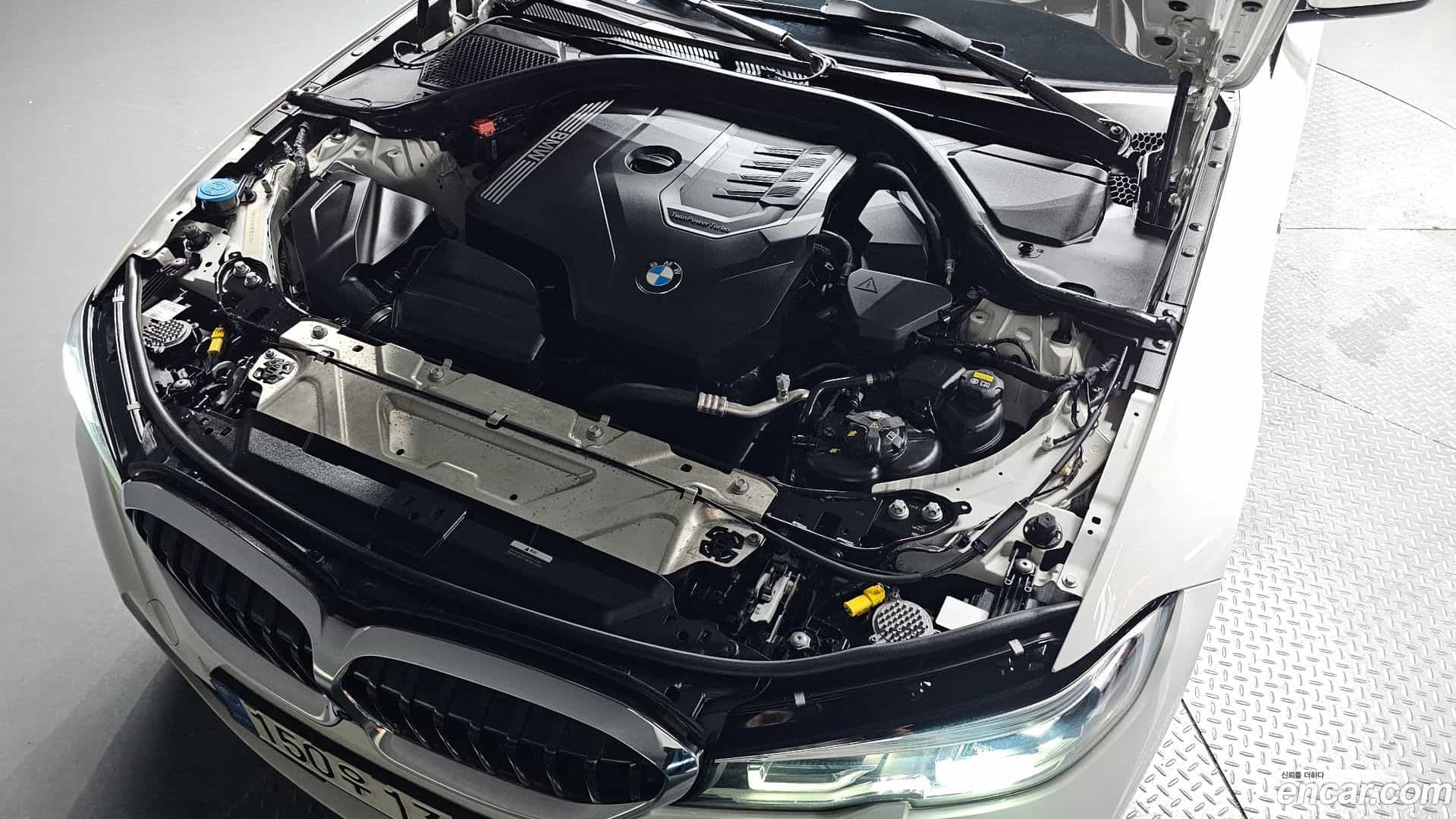 3-Series BMW 2021.1-OUTER-006