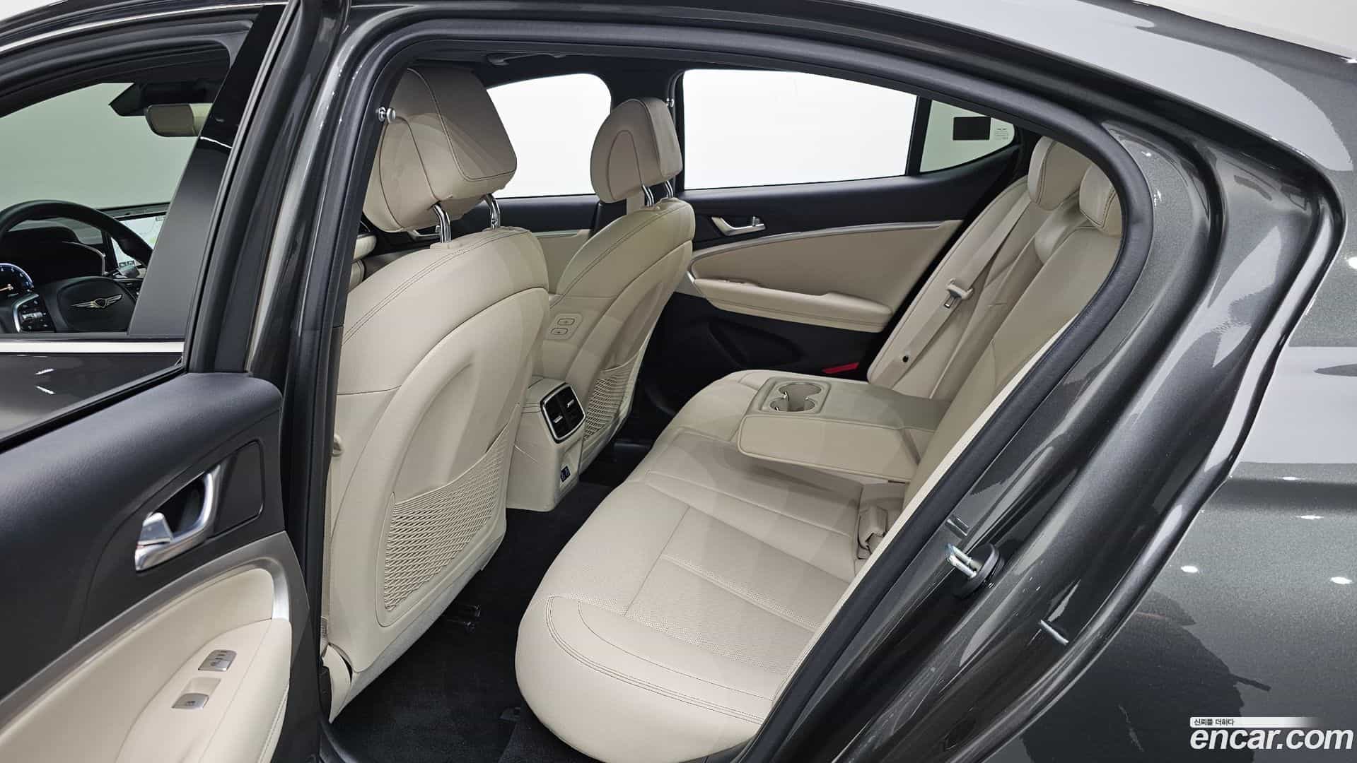 G70 Genesis 2024.3-INNER-036