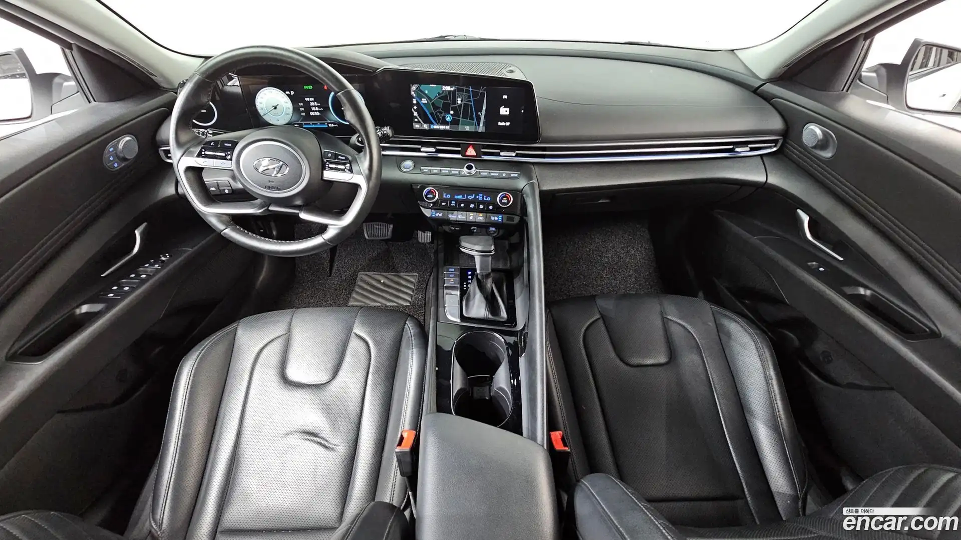 AVANTE Hyundai 2022.0-INNER-007