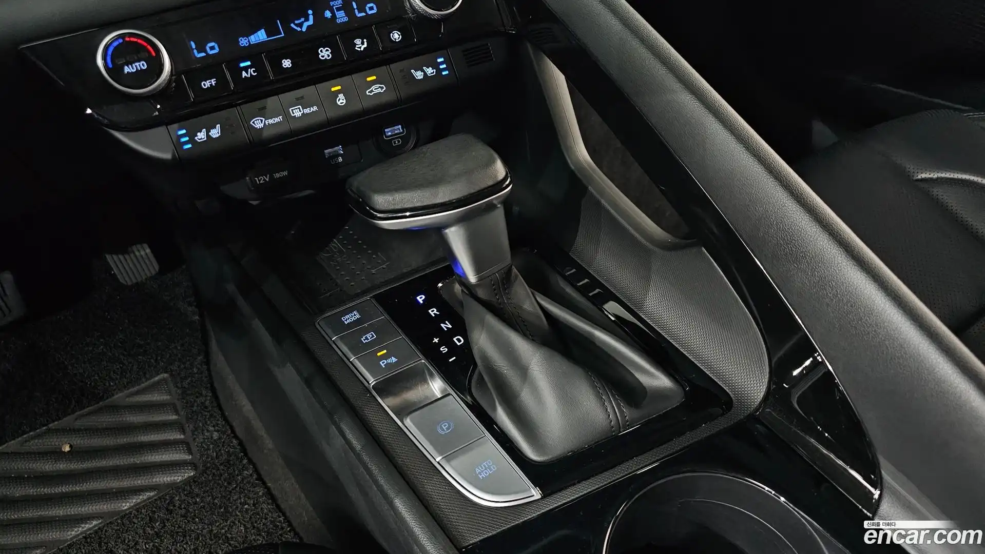 AVANTE Hyundai 2022.0-INNER-009