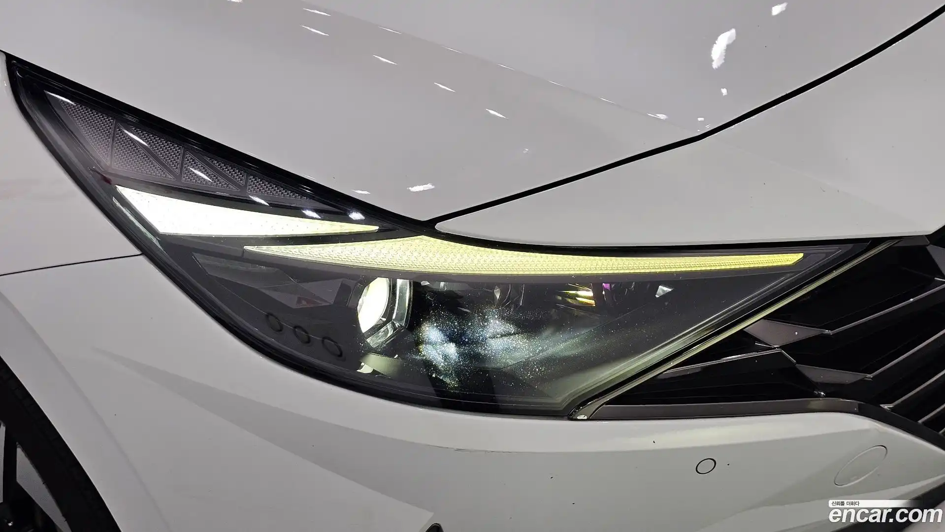 AVANTE Hyundai 2022.0-OUTER-032