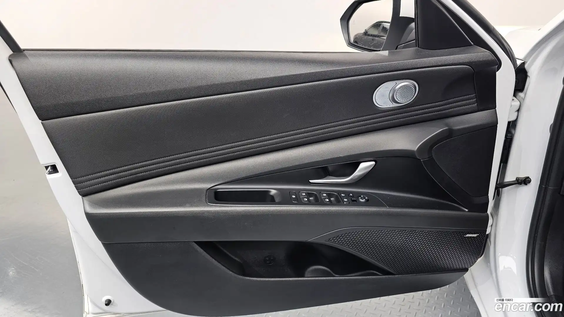 AVANTE Hyundai 2022.0-INNER-034