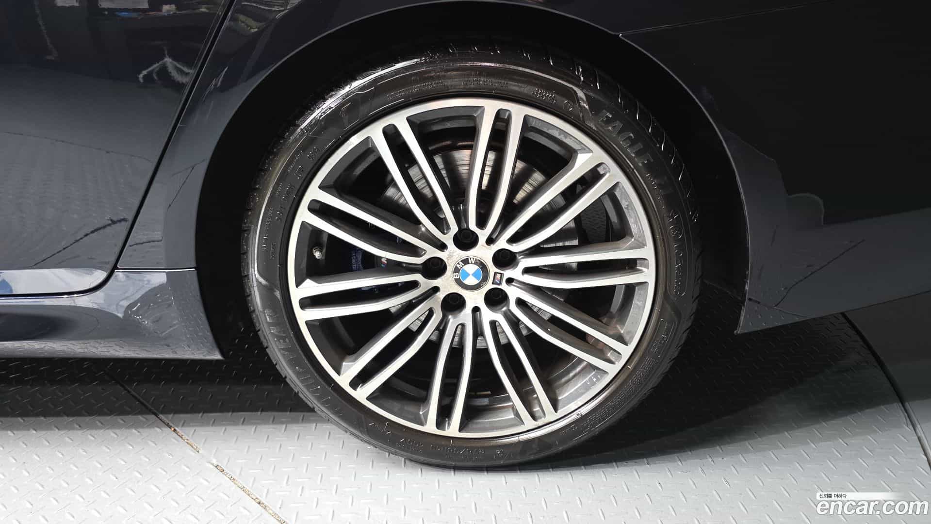 5-Series BMW 2019.6-OUTER-005