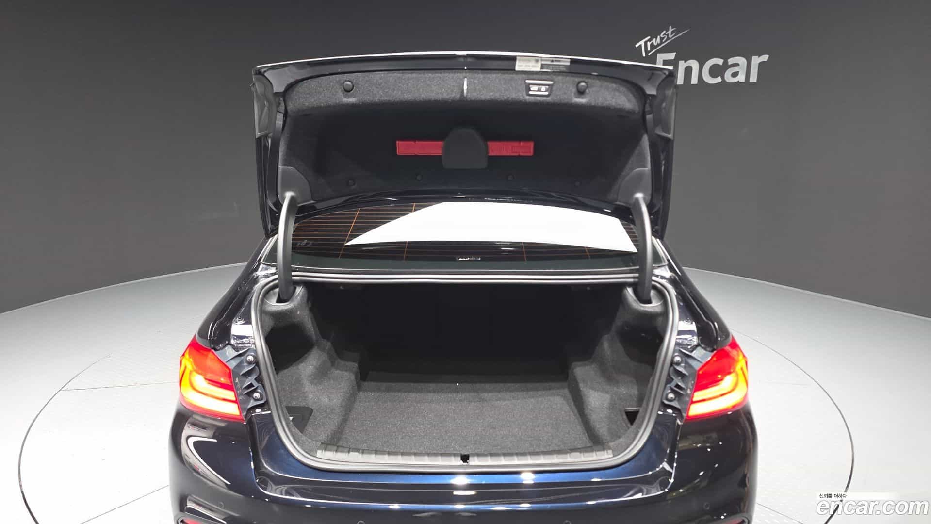5-Series BMW 2019.6-OPTION-044