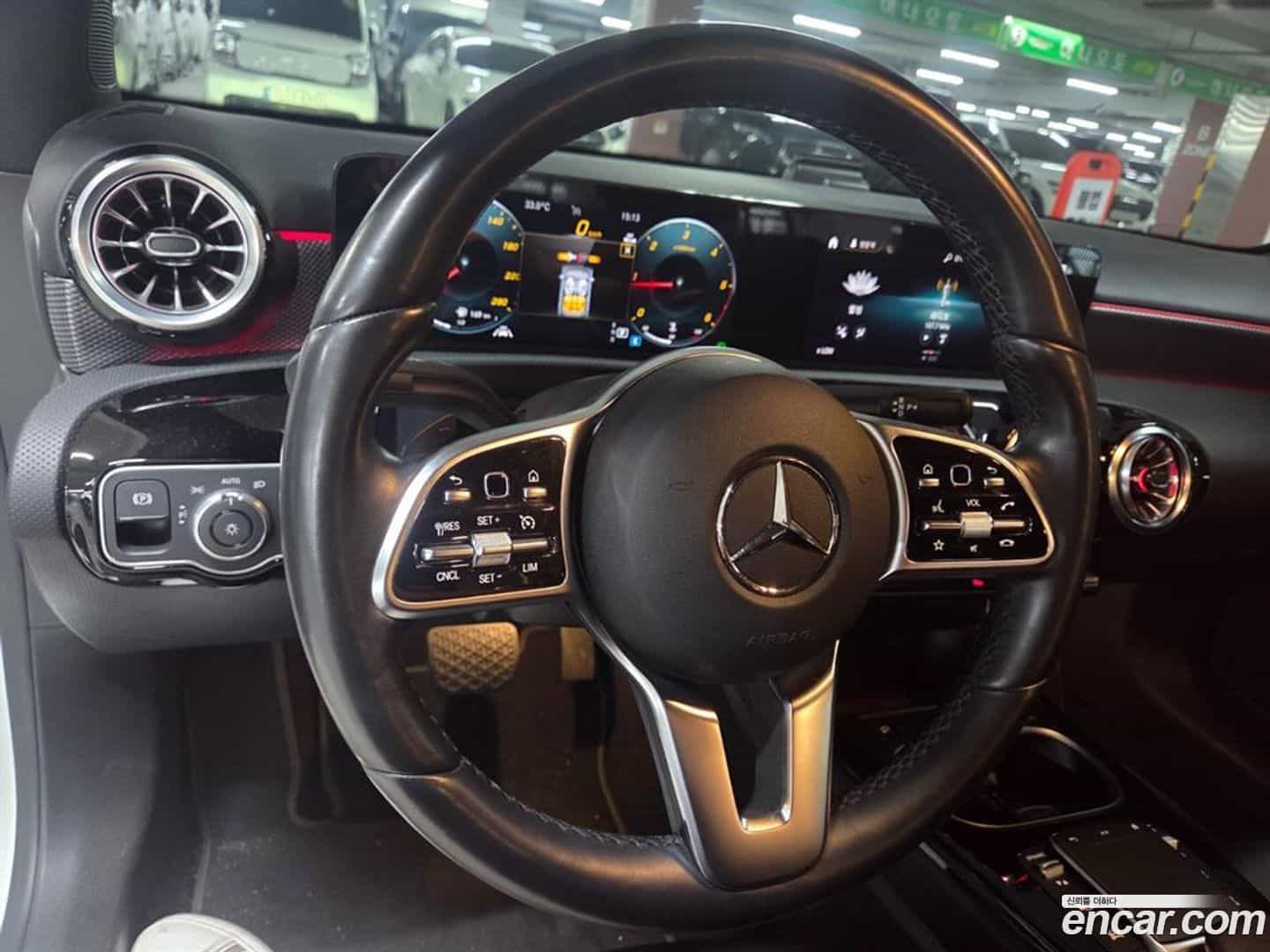 A-Class Mercedes-Benz 2022.8-OUTER-005