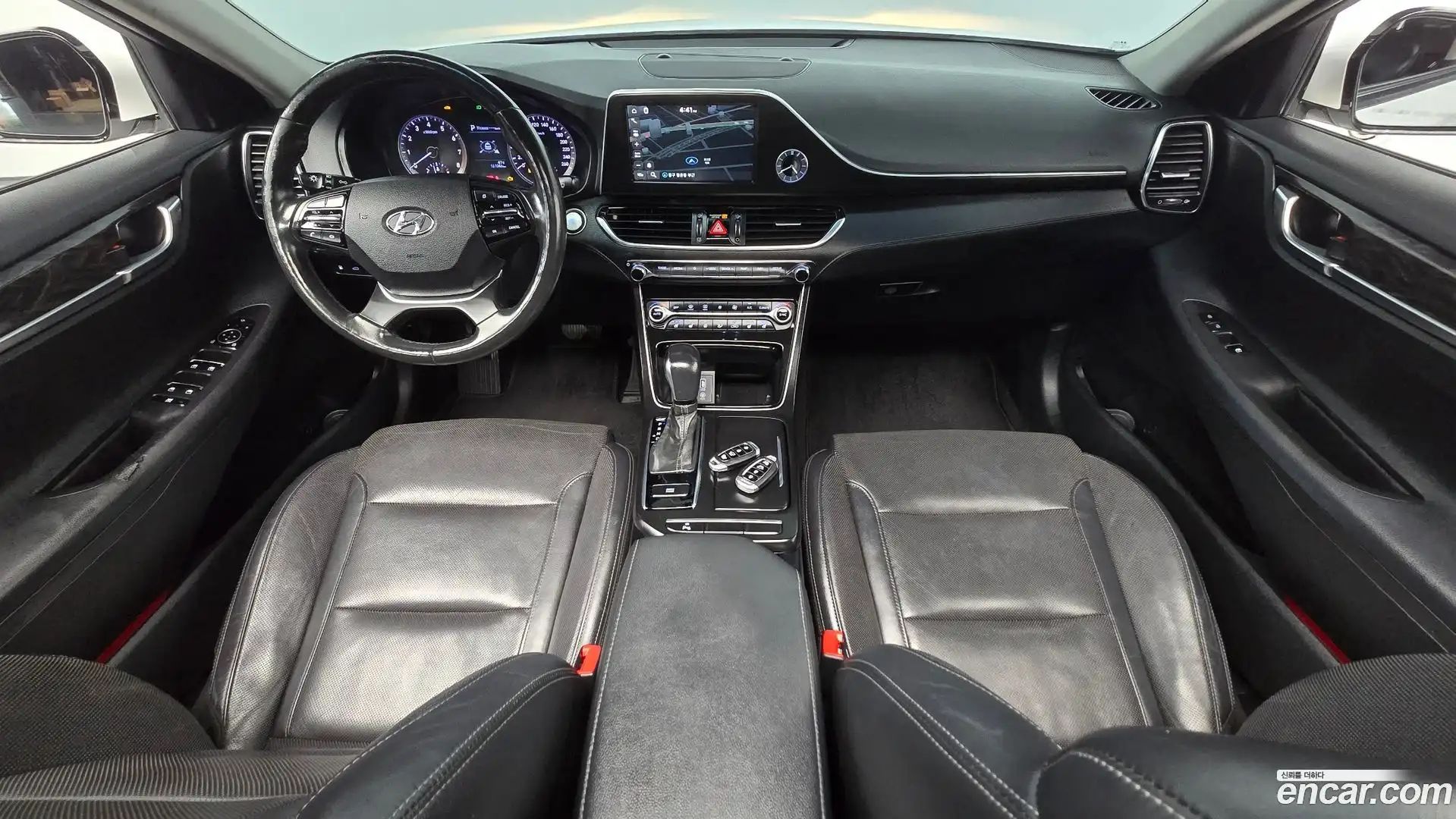 Grandeur Hyundai 2017.6-INNER-007
